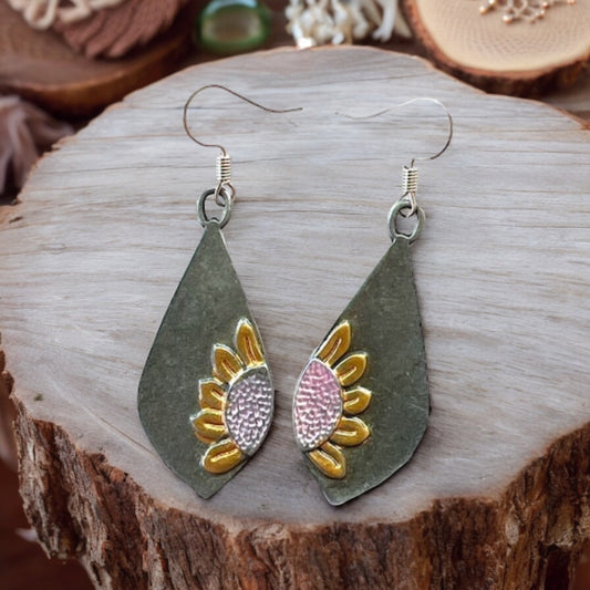 Teardrop Silver Earrings with Sunflowers: Nature-Inspired Accessories
