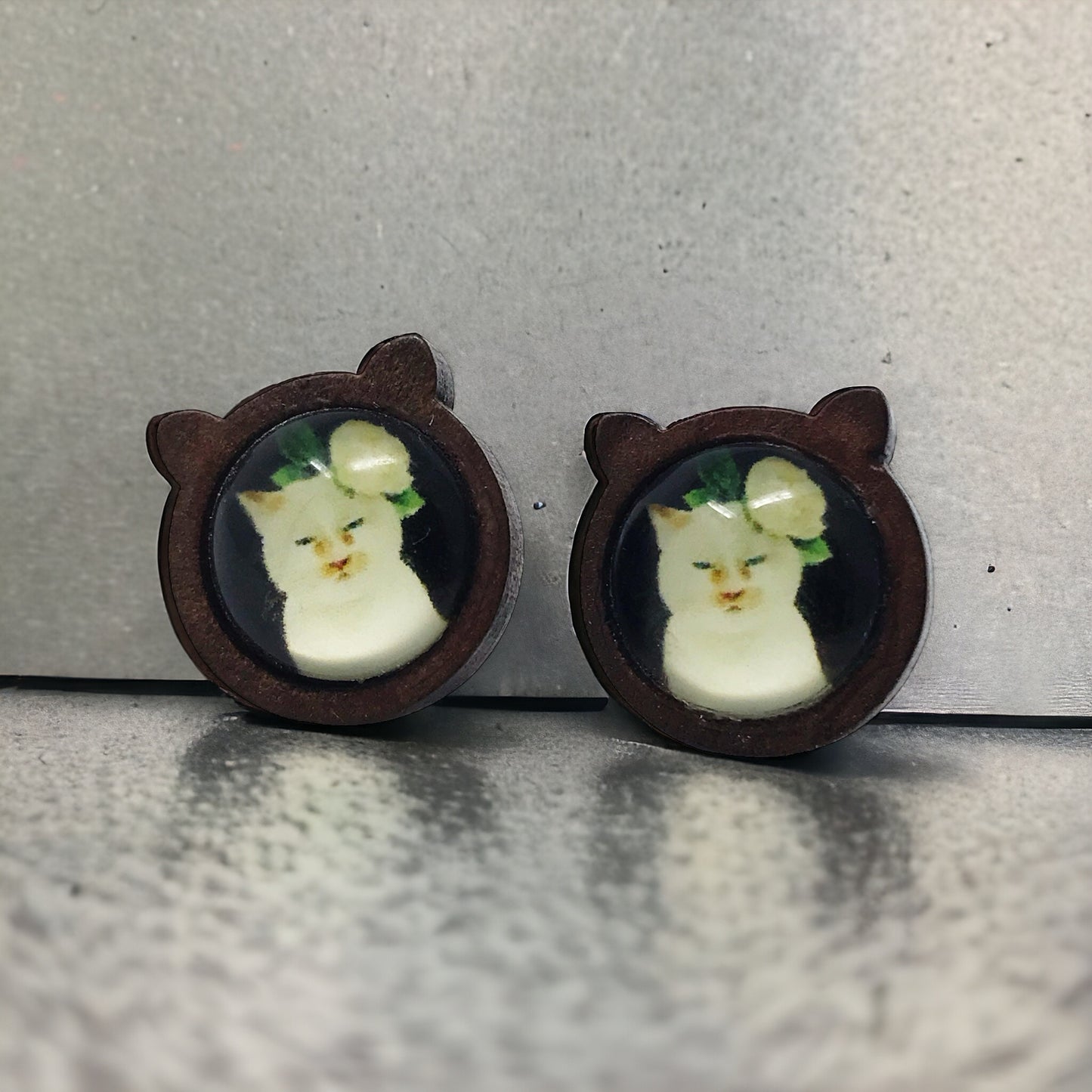 Whimsical Cat & Flower Earrings - Handmade Wooden Cat Shaped Jewelry for Stylish Cat Enthusiasts