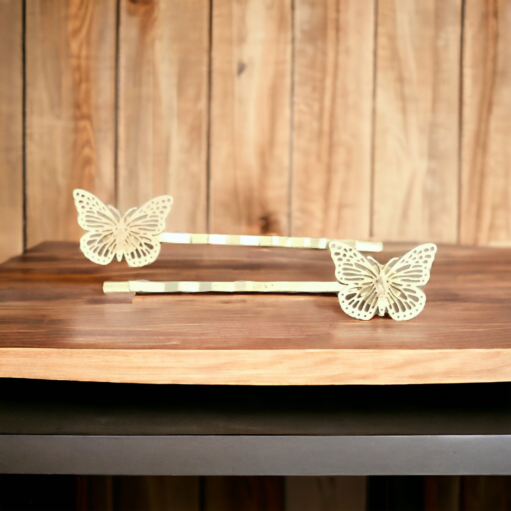 Gold Butterfly Hair Pins - Exquisite Filigree Design for Elegant Hair Styling