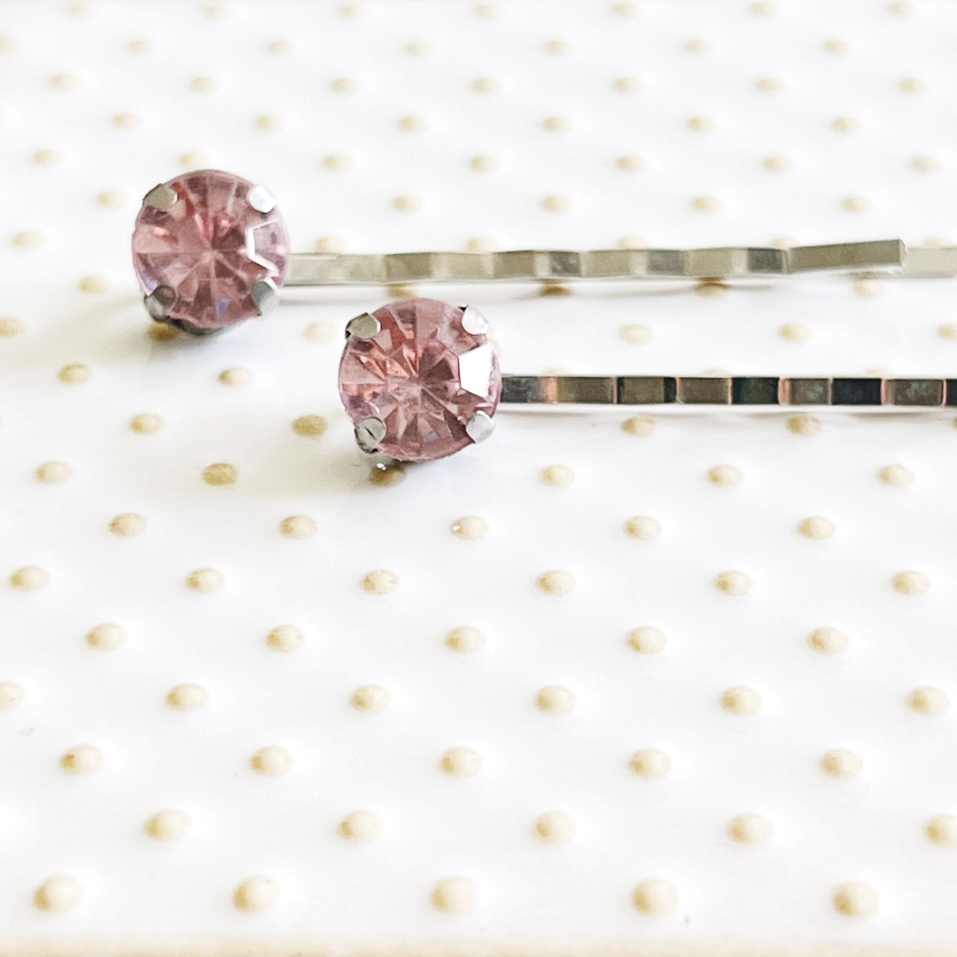 Pink Round Rhinestone Silver Hair Pins: Sparkling Accessories for Chic Hairstyles