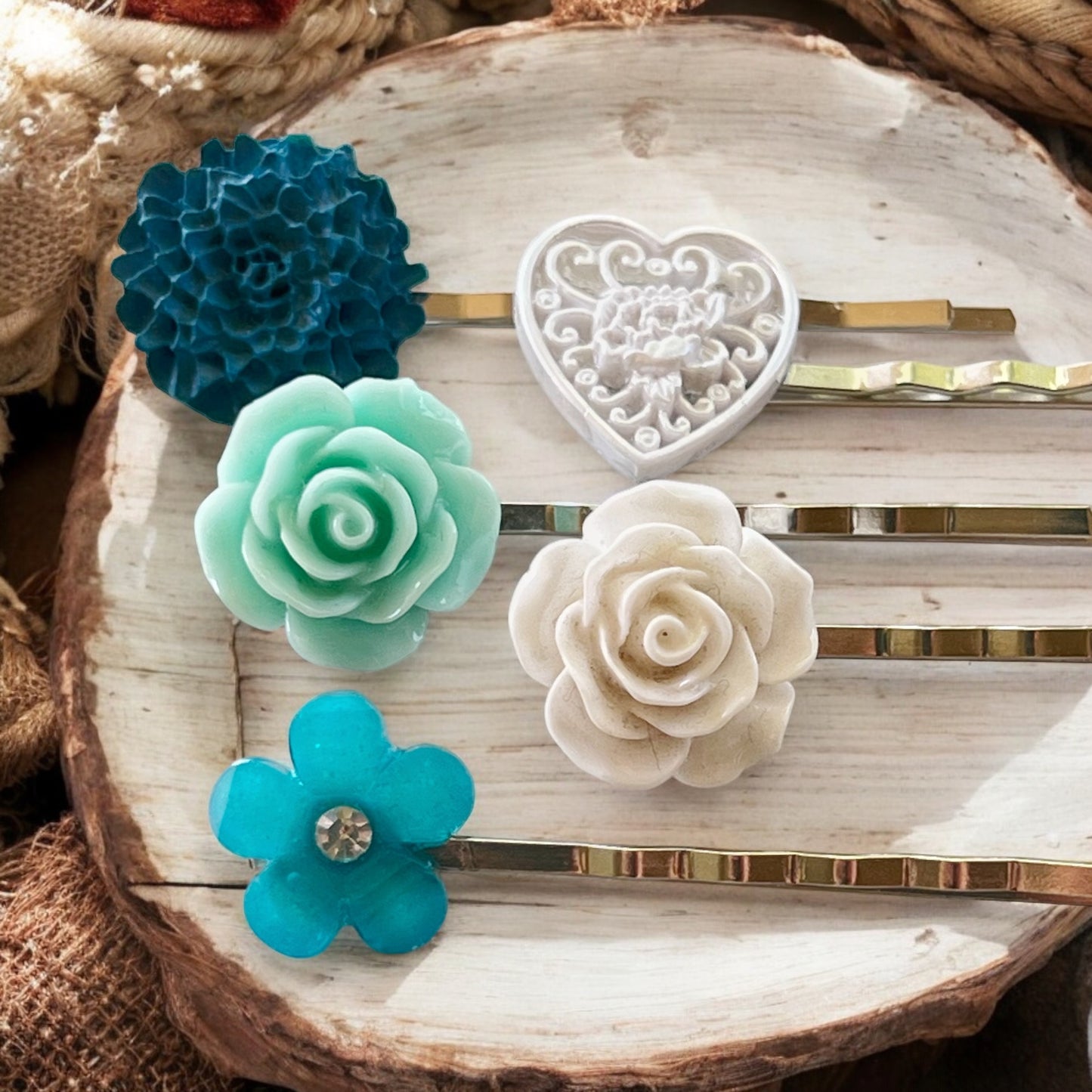 Blue & White Floral Hair Pins Set: Delicate Accessories for Elegant Hairstyles