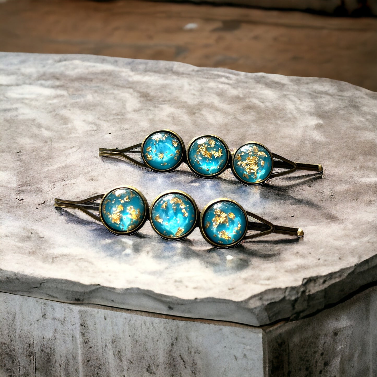 Turquoise Blue Gold Flake Glitter Hair Pins: Sparkling Accessories for Glamorous Styles