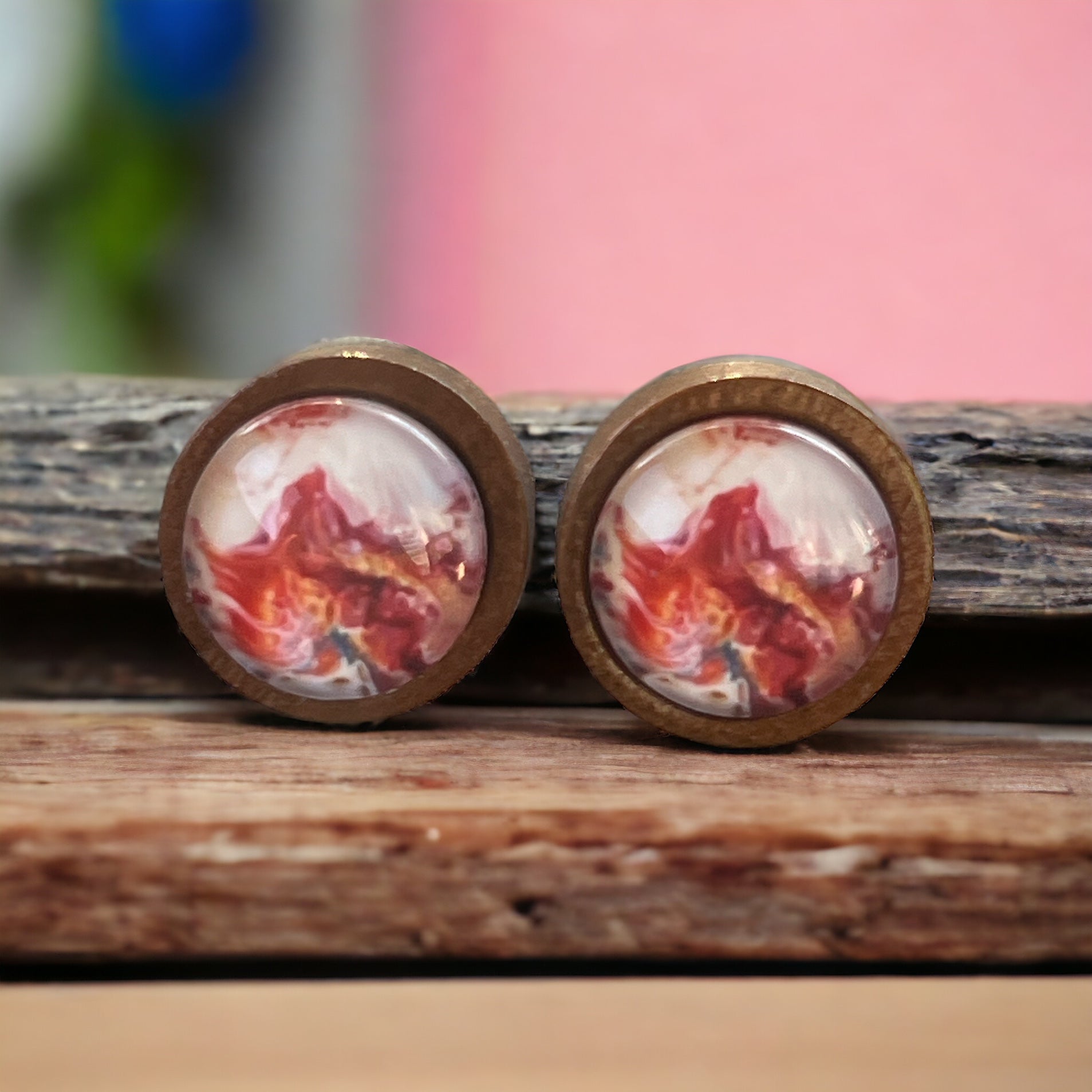 Pink Watercolor Wood Stud Earrings: Chic and Natural Accessories for Everyday Elegance