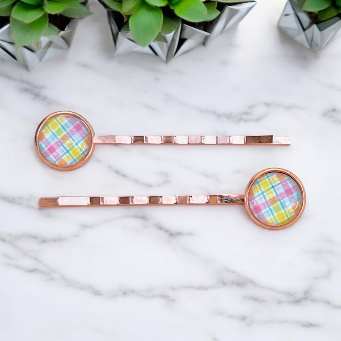 Rose Gold Pastel Plaid Bobby Pins: Fun & Flirty Hairstyles