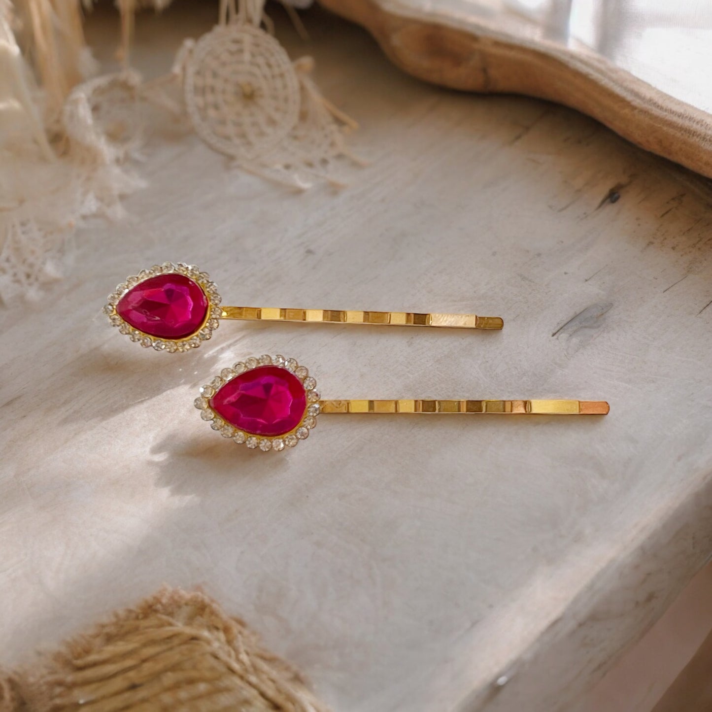 Pink Rhinestone Teardrop Gold Hair Pins: Elegant Accessories