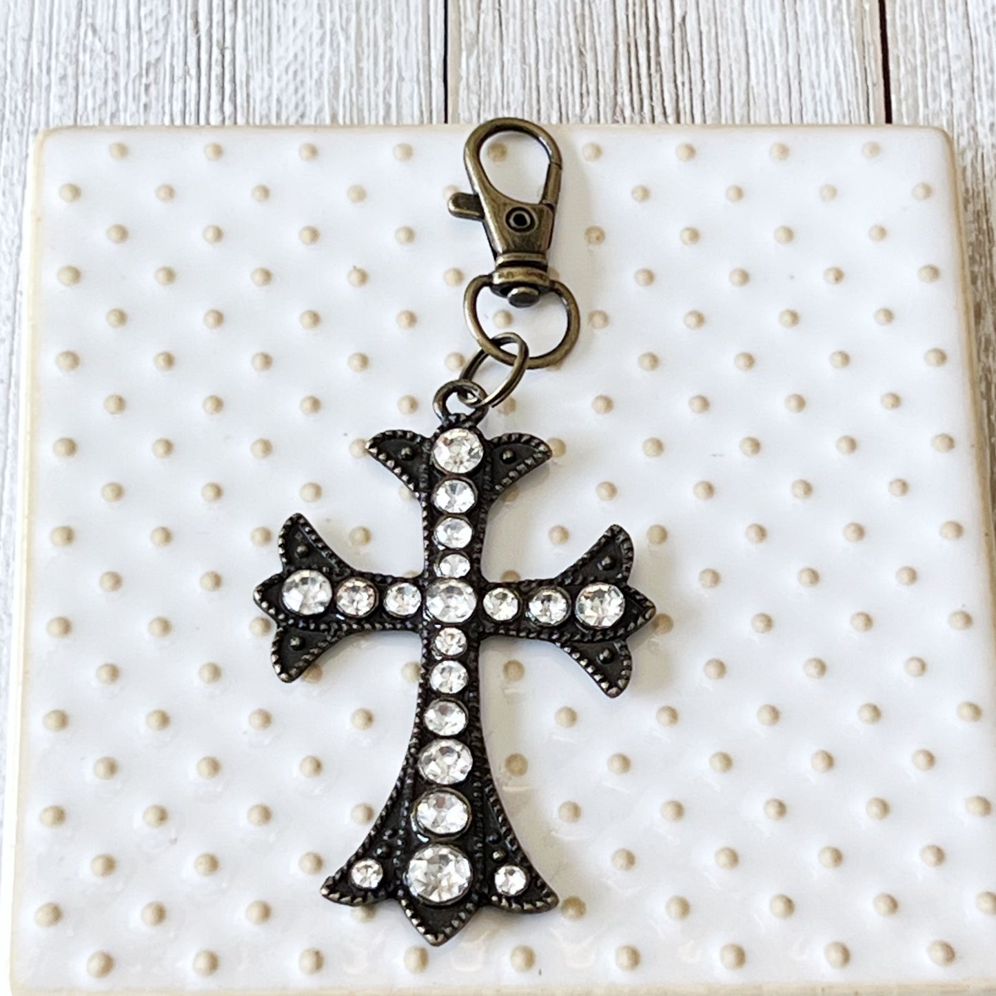 Ornate Brass Cross Rhinestone Western Zipper Handbag Keychain Charm - Stylish & Elegant Accessory