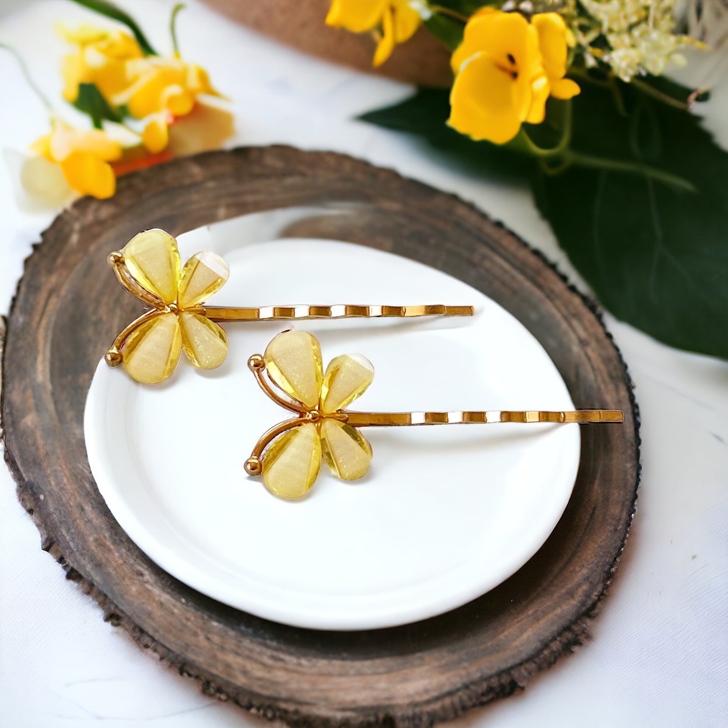 Yellow Rhinestone Butterfly Hair Pins - Elegant and Vibrant Hair Accessories