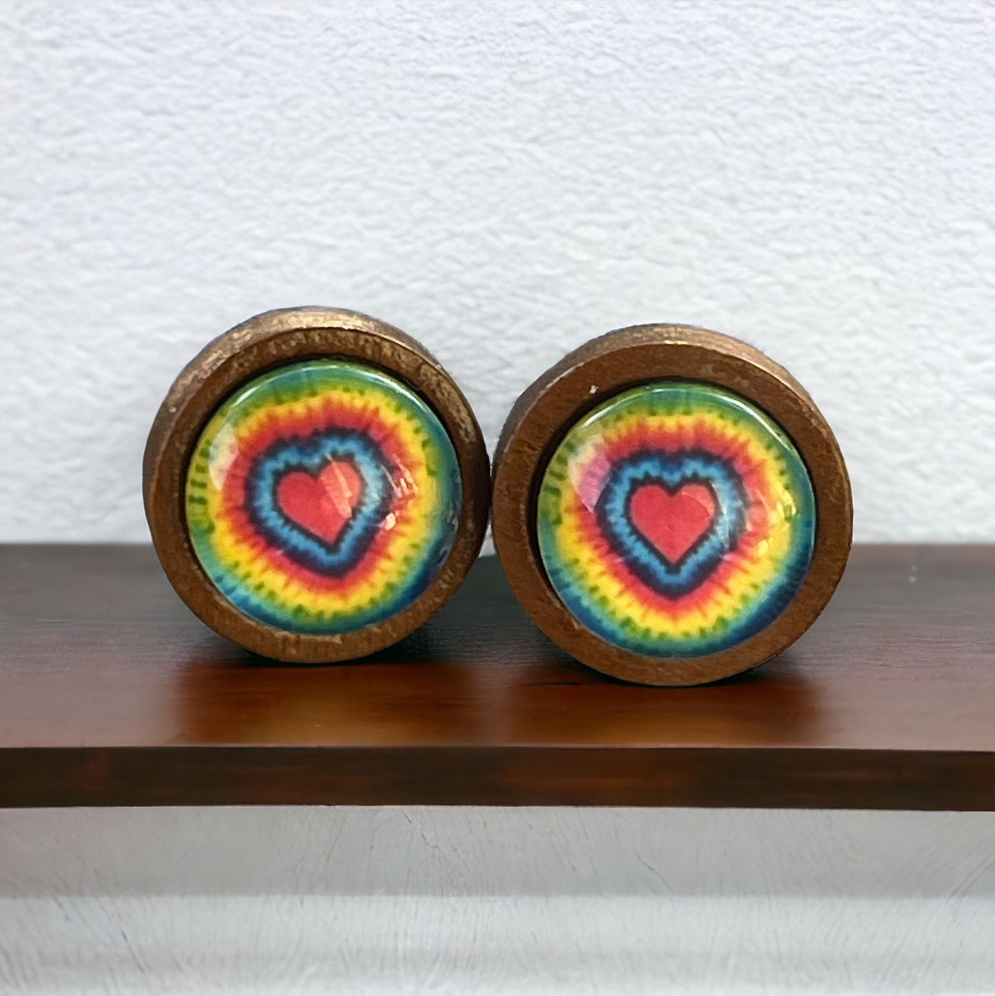 Tie-Dye Heart Wood Stud Earrings: Boho Hippie Chic for Vibrant Style