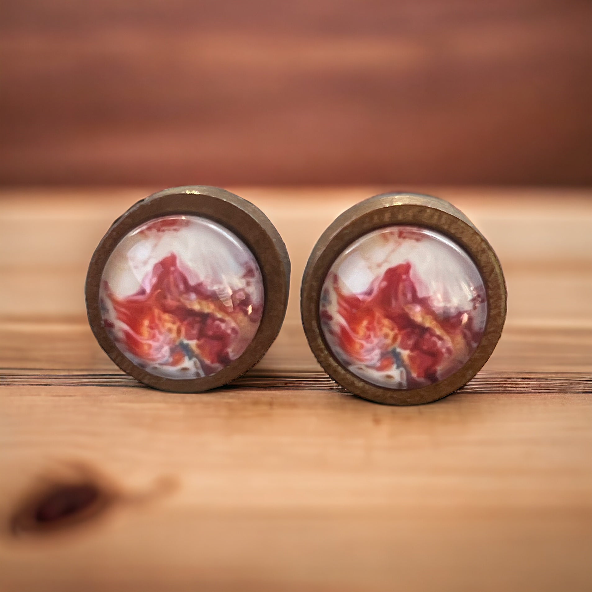 Pink Watercolor Wood Stud Earrings: Chic and Natural Accessories for Everyday Elegance