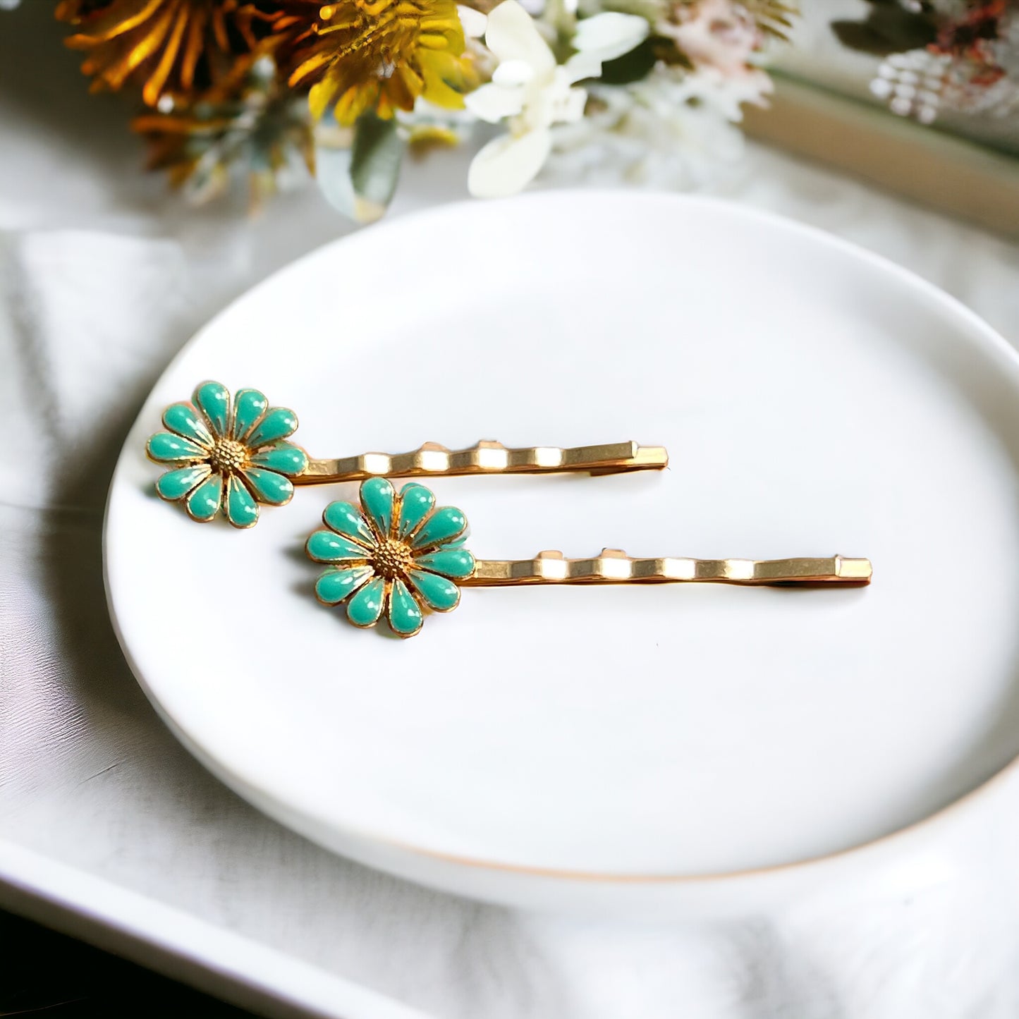 Decorative Mint Green Enamel Wildflower Hair Pins - Delicate Floral Accessories