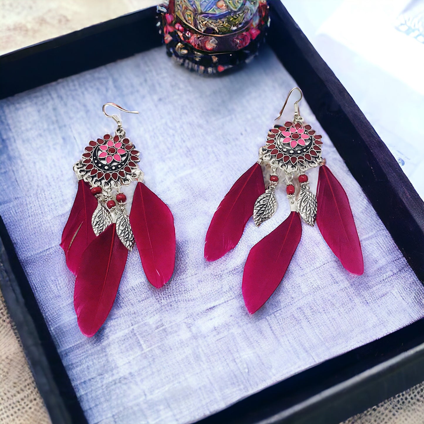 Red Feather Western Dangle Earrings - Stylish Boho-Chic Accessories