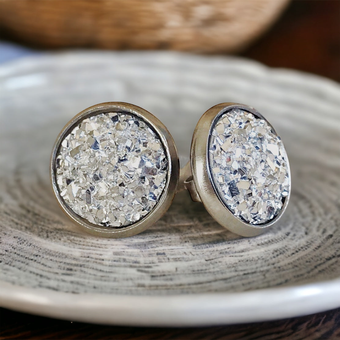 Silver Druzy Stud Earrings: Stylish Accents for Everyday Wear