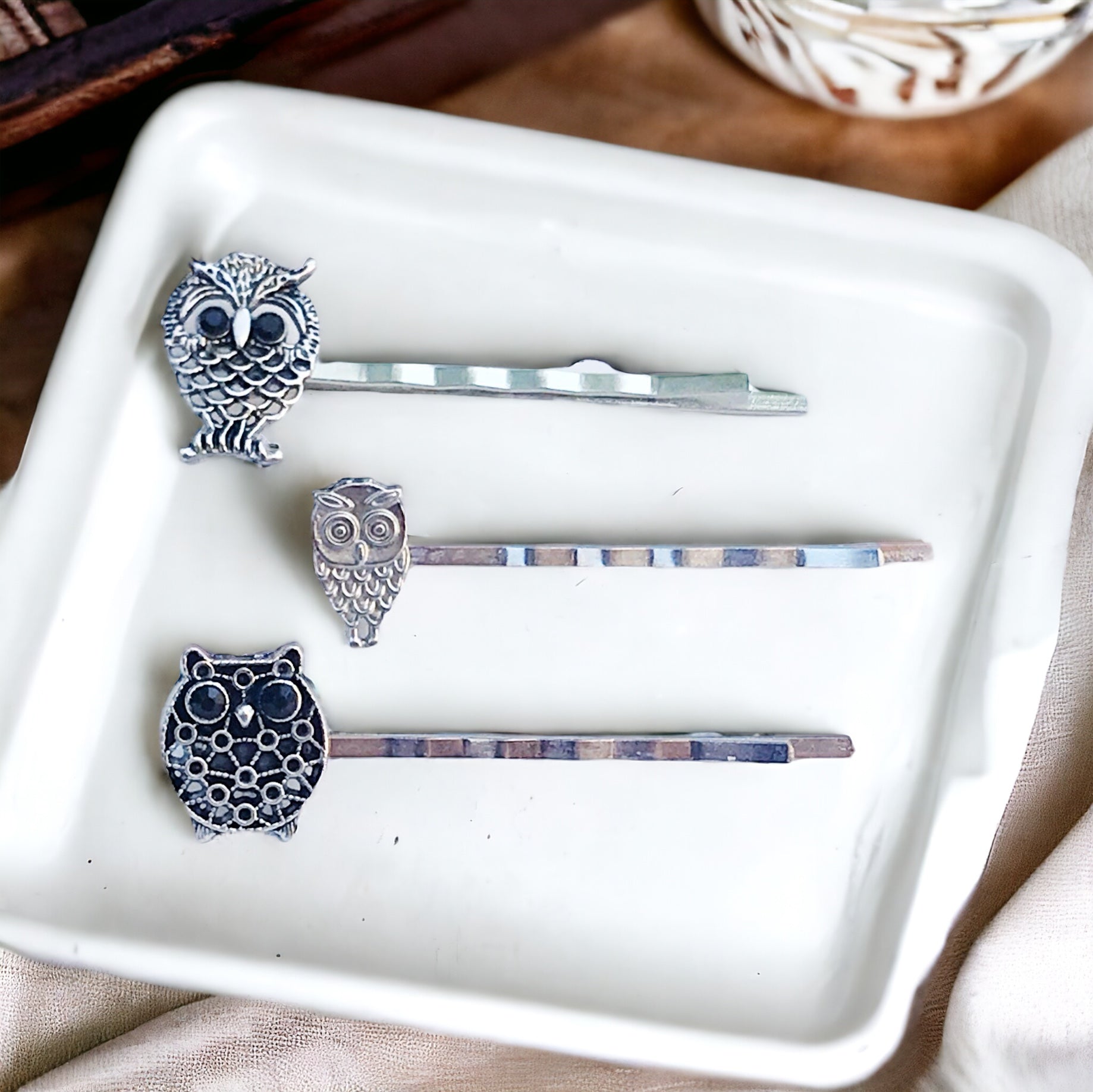 Set of 3 Decorative Owl Bobby Pins: Whimsical Accessories for Playful Hairstyles