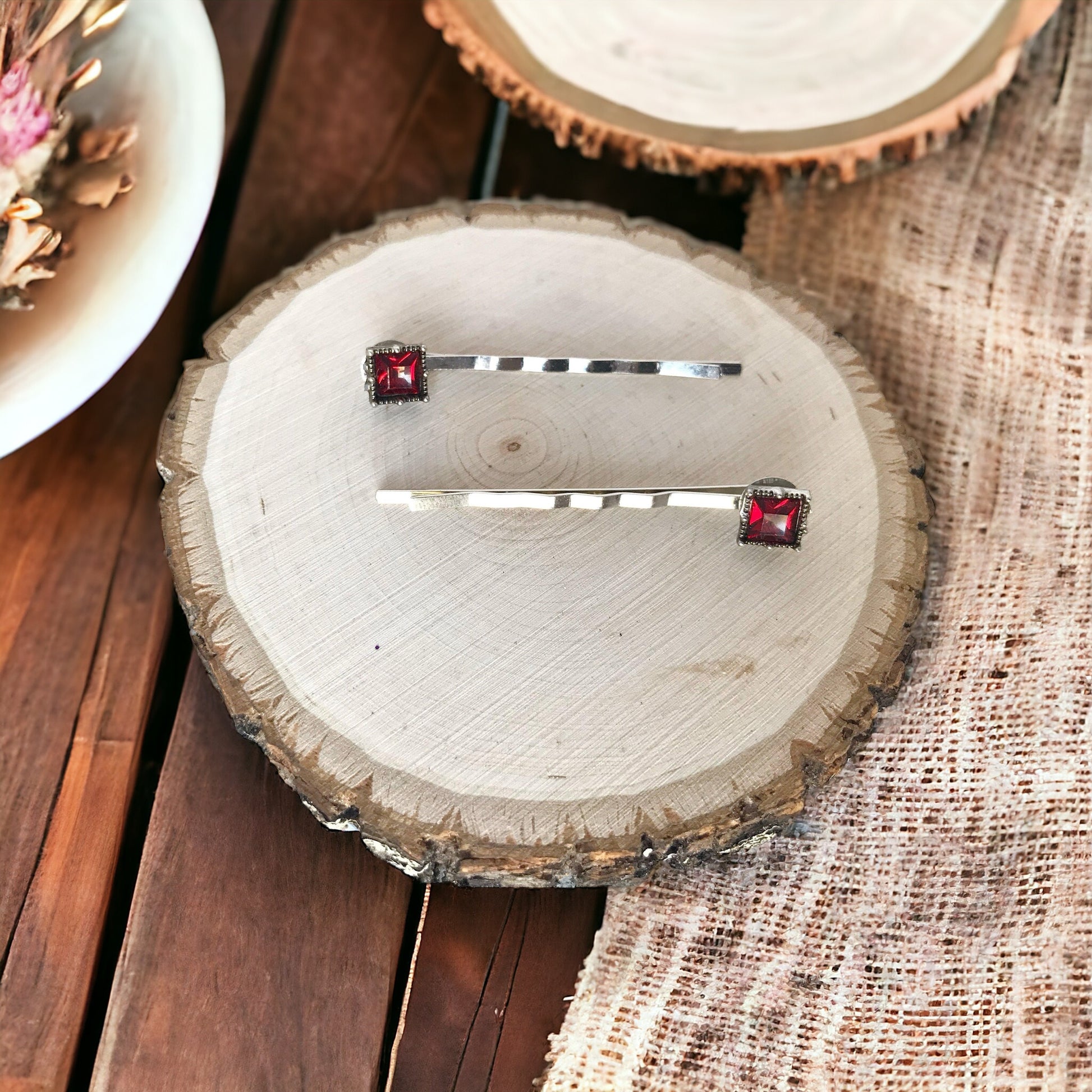 Red Acrylic Square Hair Pins: Boho Chic Accessories for Unique Hairstyles