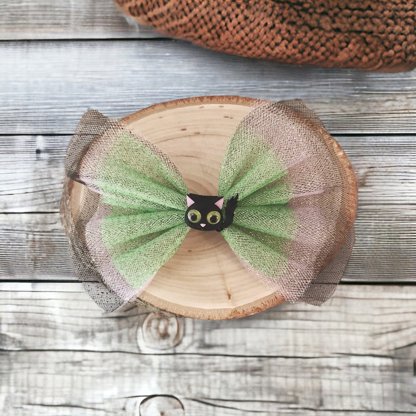 Halloween Black Spooky Cat Hair Bow Clip - Fun and Festive Halloween Accessory