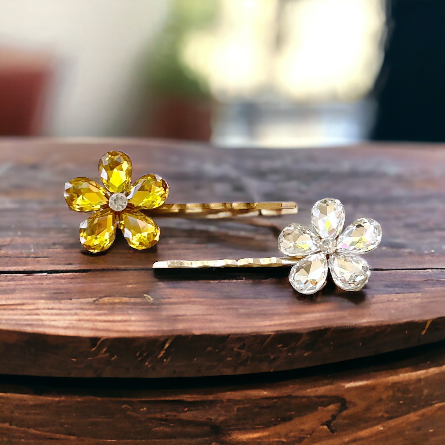 Yellow & Clear Rhinestone Flower Gold Bobby Pins: Stylish Accents for Glamorous Hairdos