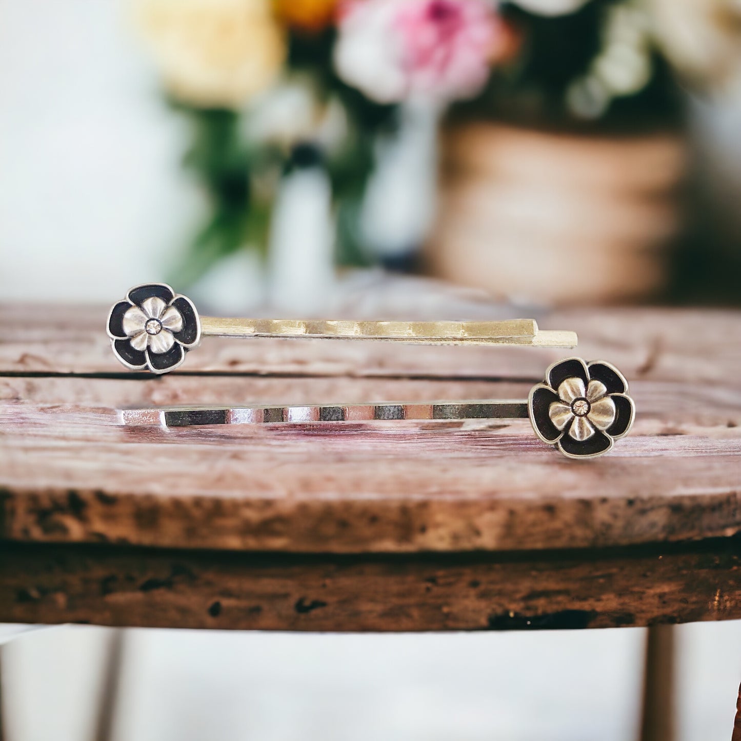 Black & Silver Wildflower Hair Pins - Stylish & Elegant Hair Accessories