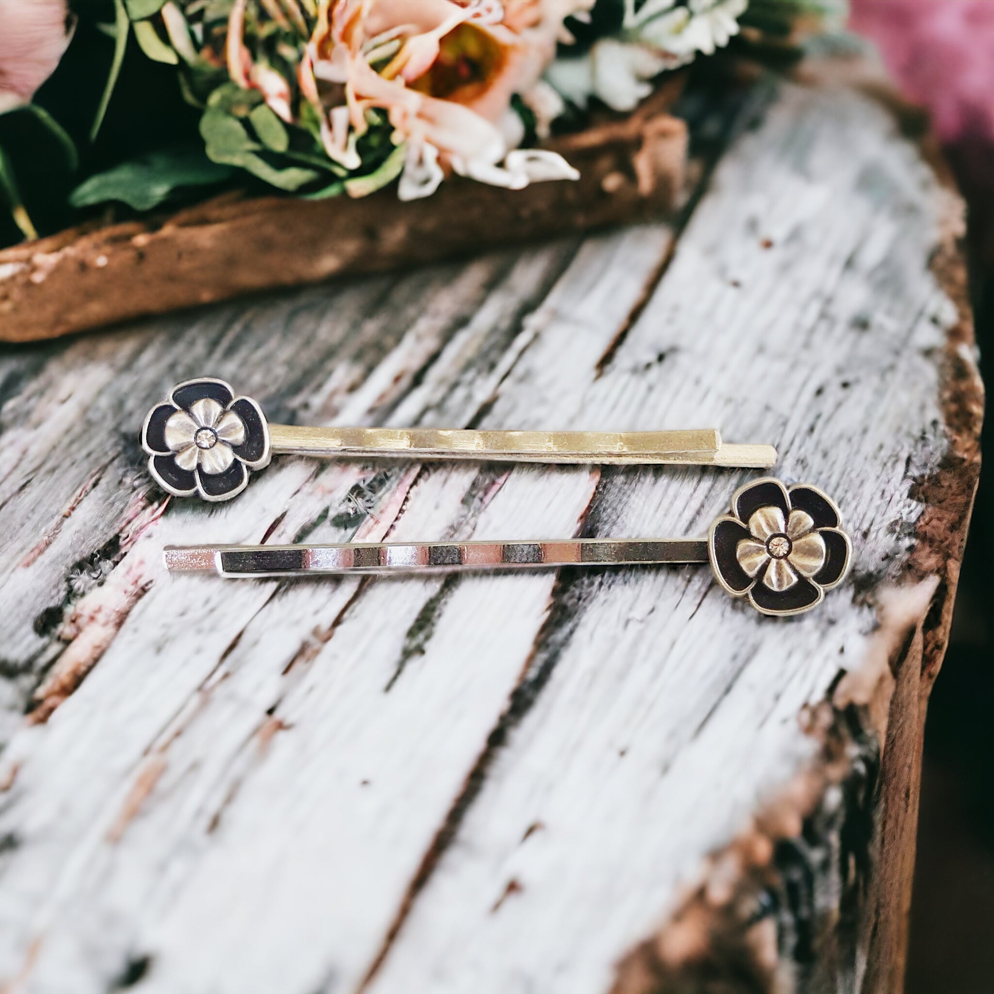 Black & Silver Wildflower Hair Pins - Stylish & Elegant Hair Accessories