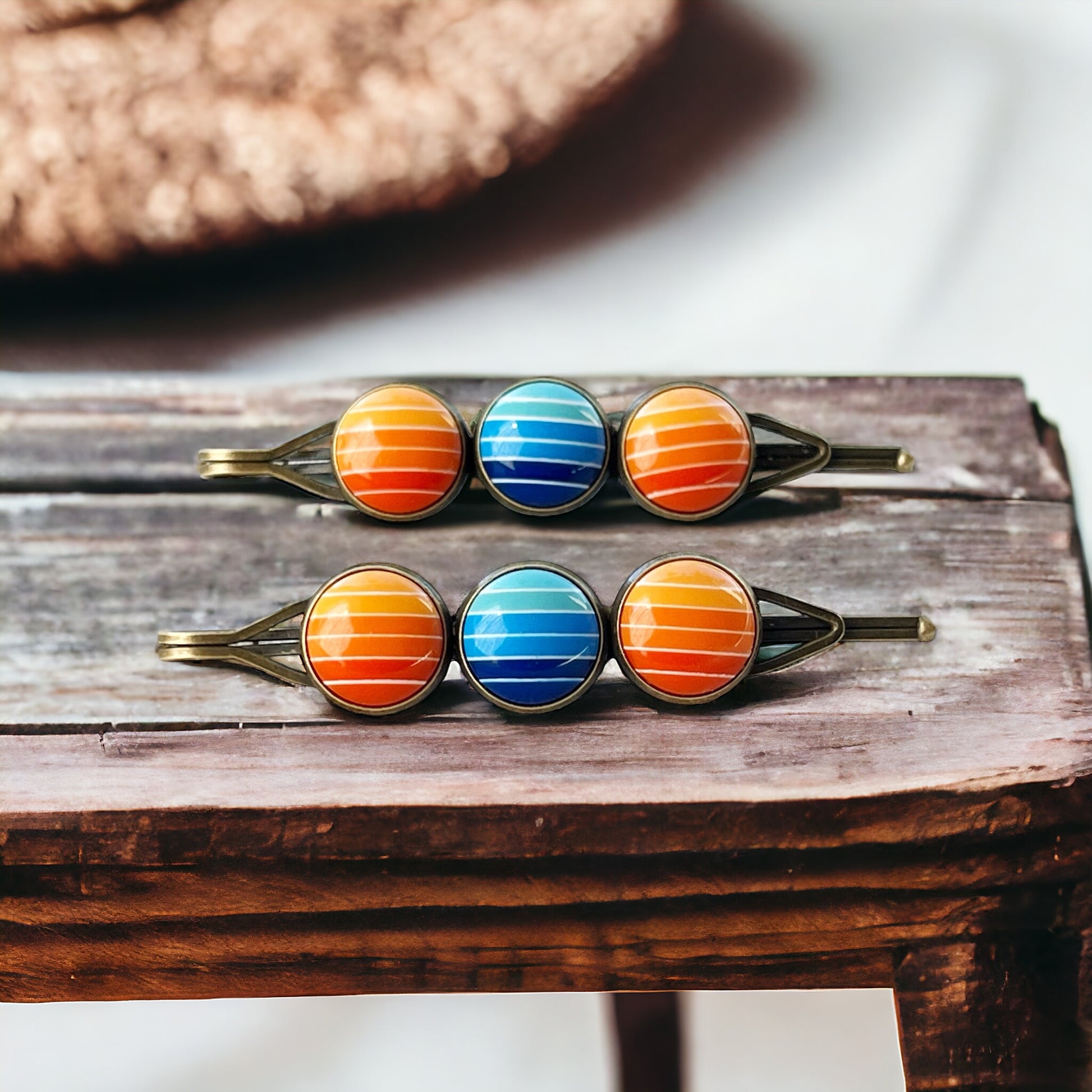 Orange & Blue Gradient Striped Hair Pins: Vibrant Accessories for Stylish Hairdos