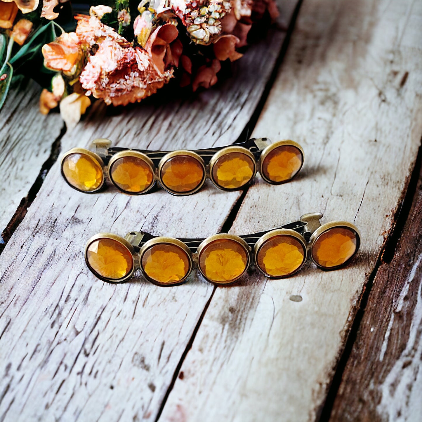 Brown Acrylic & Antiqued Brass Hair Clips: Vintage-Inspired Accessories