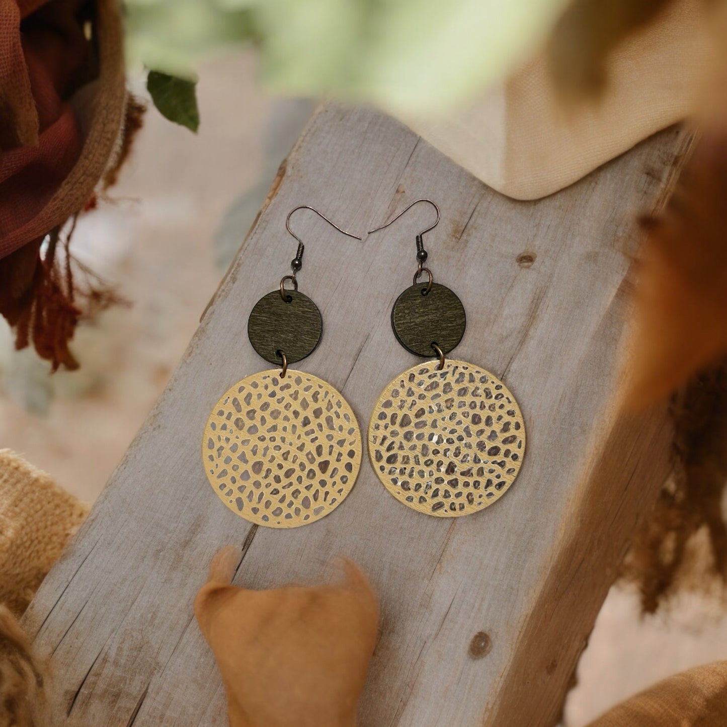 Natural Wood Beige Earrings: Chic & Rustic Accessories