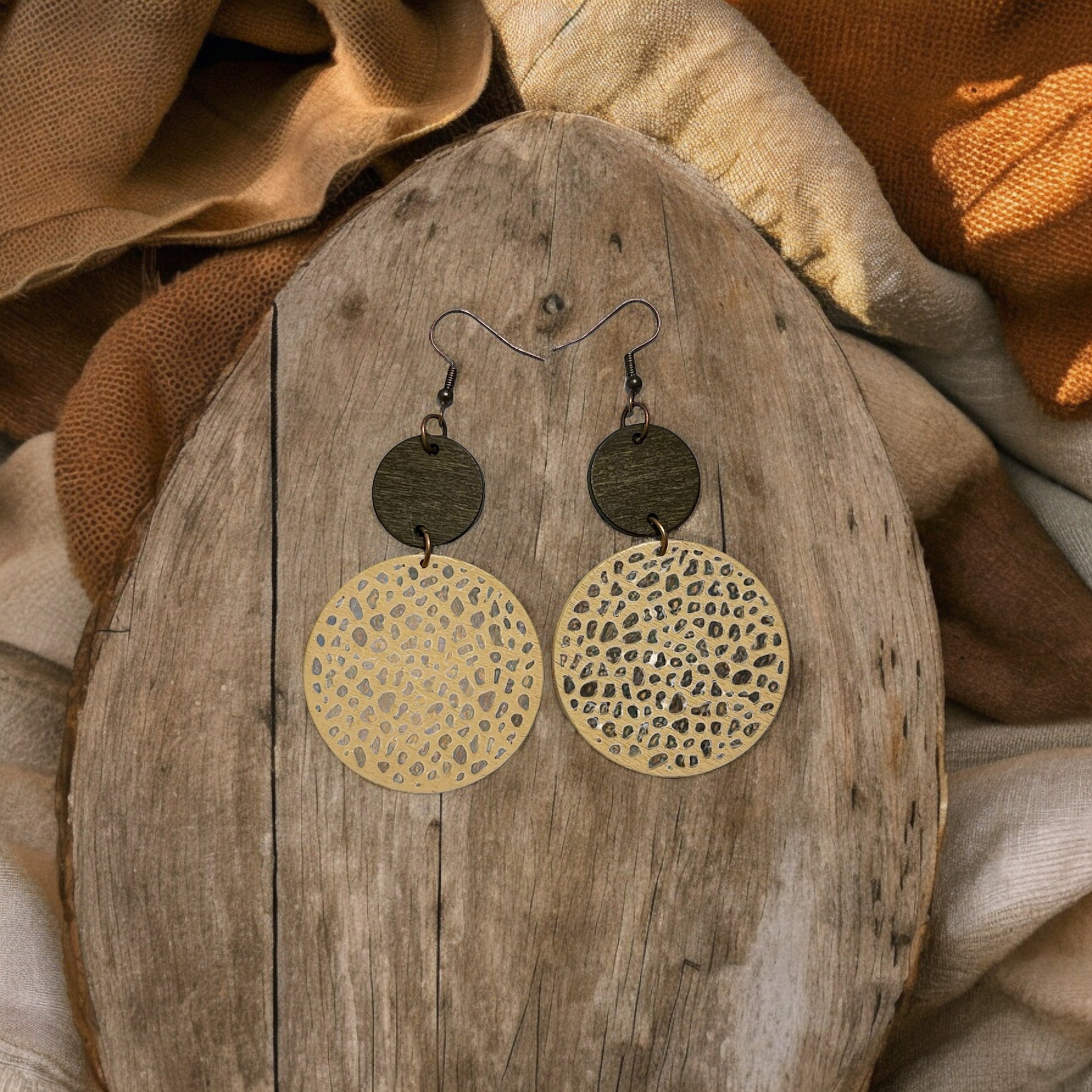 Natural Wood Beige Earrings: Chic & Rustic Accessories