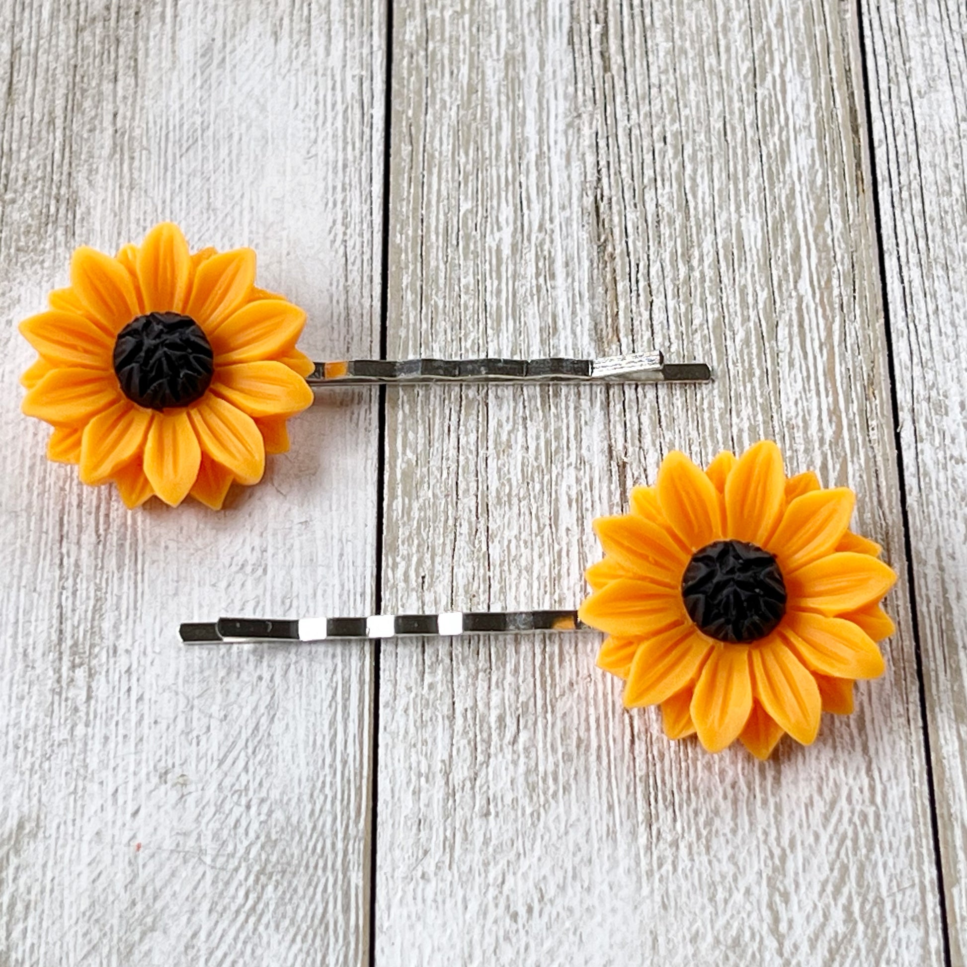 Boho Hippie Sunflower Floral Hair Pins for Women - Stylish Accessories for Bohemian Hairdos