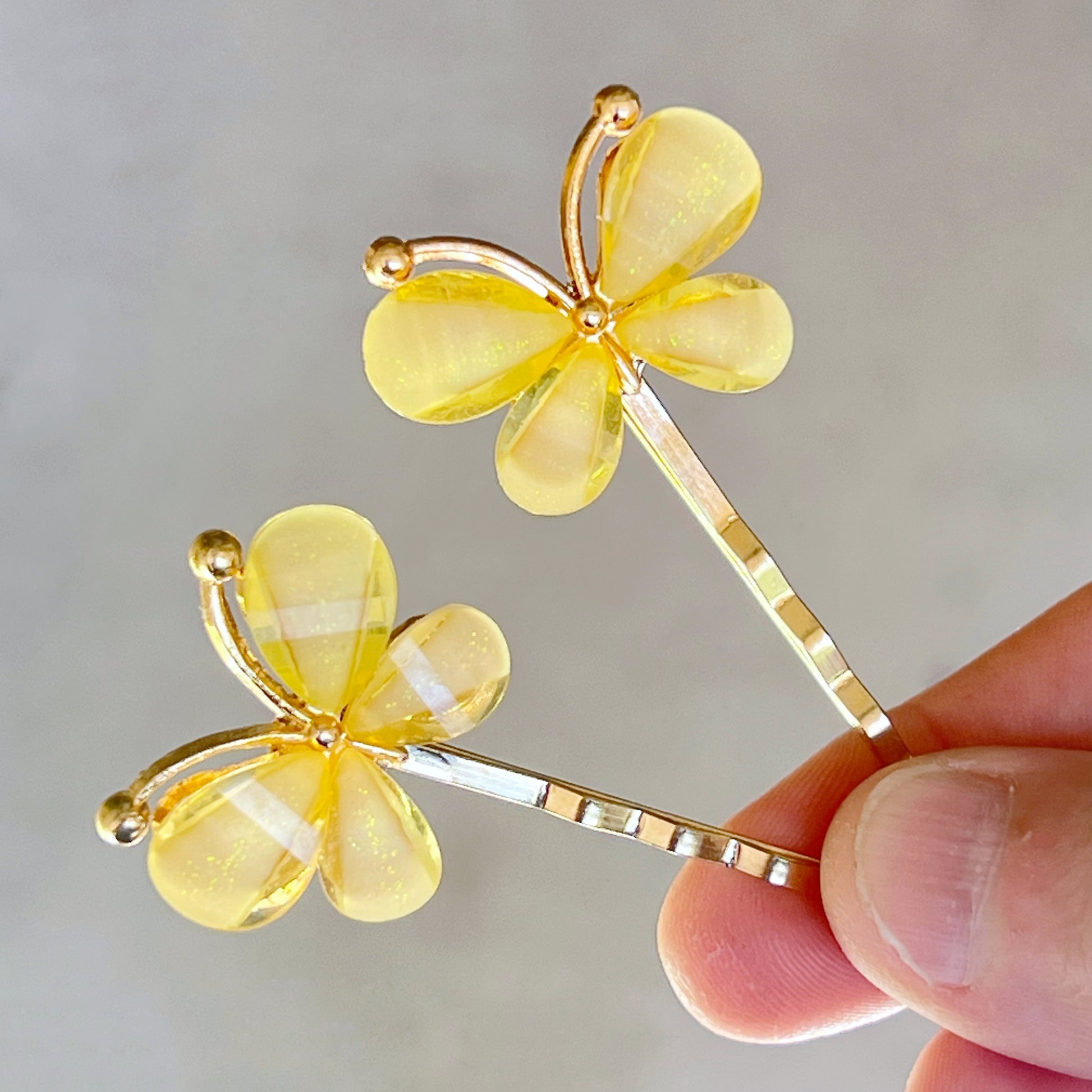 Yellow Rhinestone Butterfly Hair Pins - Elegant and Vibrant Hair Accessories