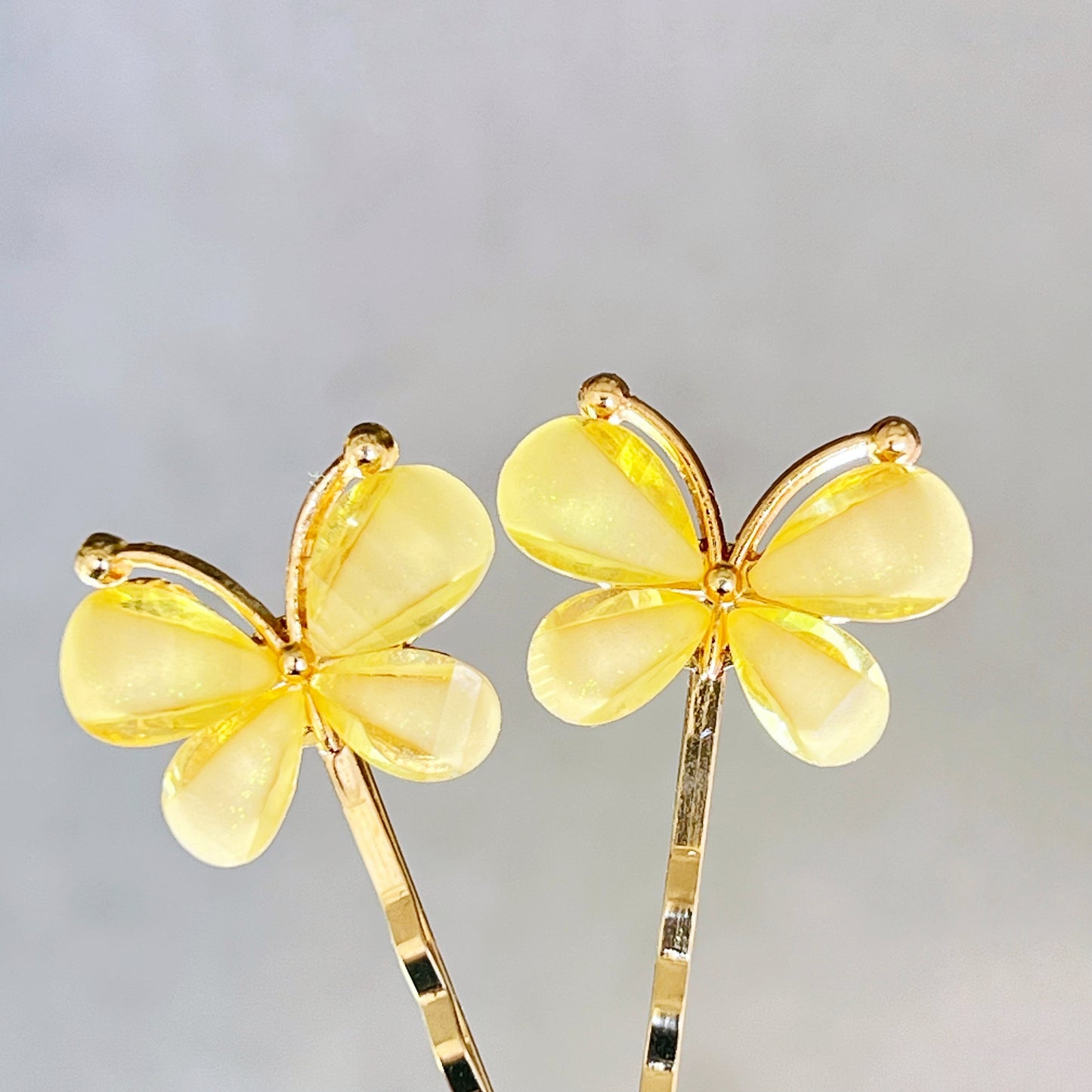 Yellow Rhinestone Butterfly Hair Pins - Elegant and Vibrant Hair Accessories