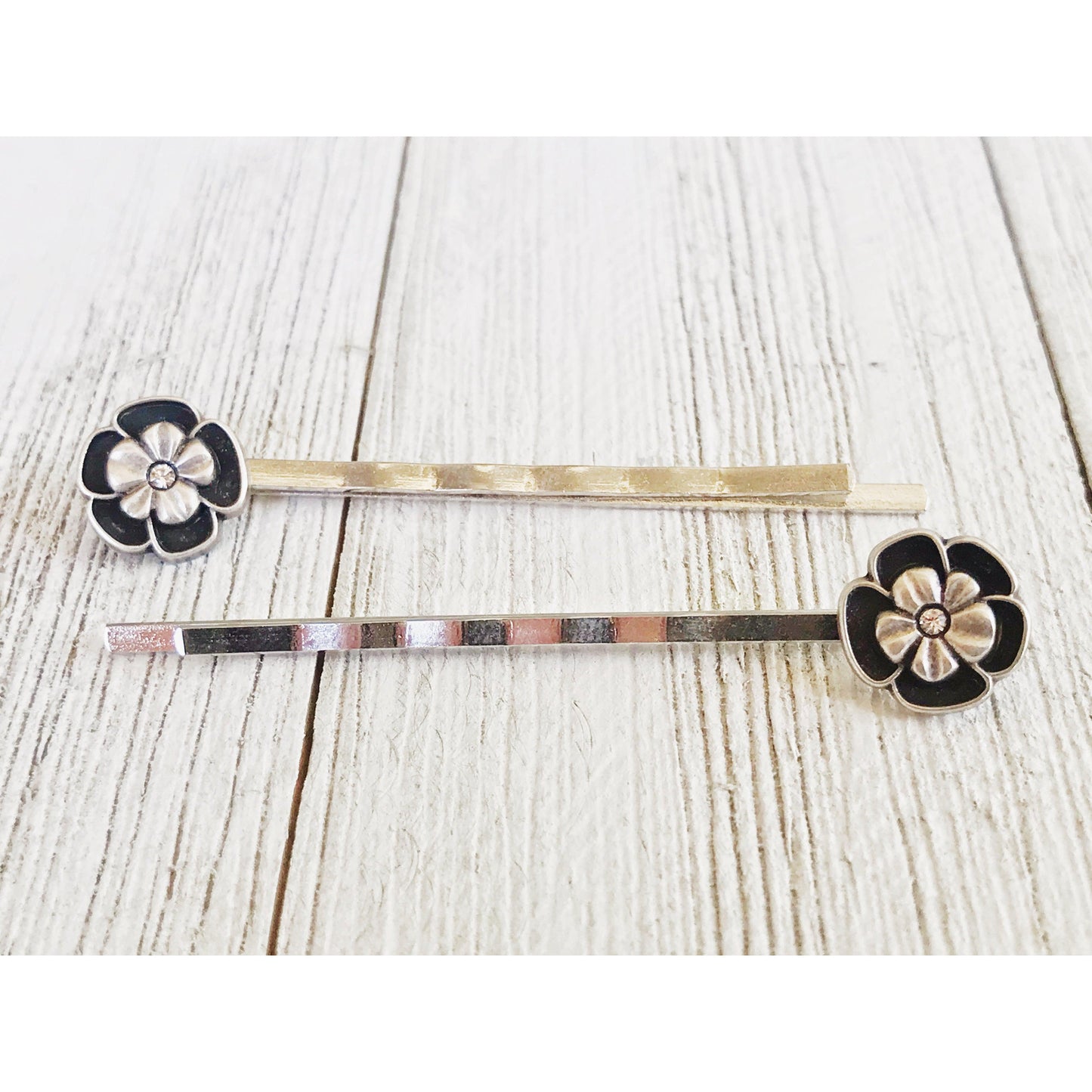 Black & Silver Wildflower Hair Pins - Stylish & Elegant Hair Accessories