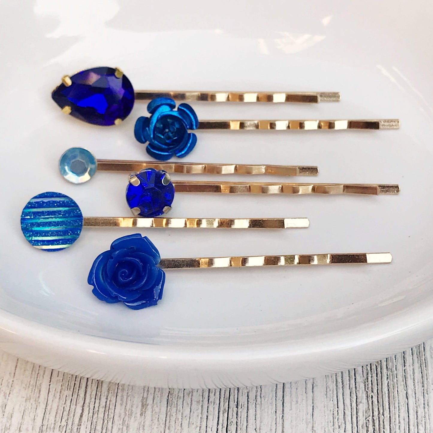 Cobalt Blue Rhinestone Floral Gold Hair Pins - Elegant Accents for Glamorous Hairstyles