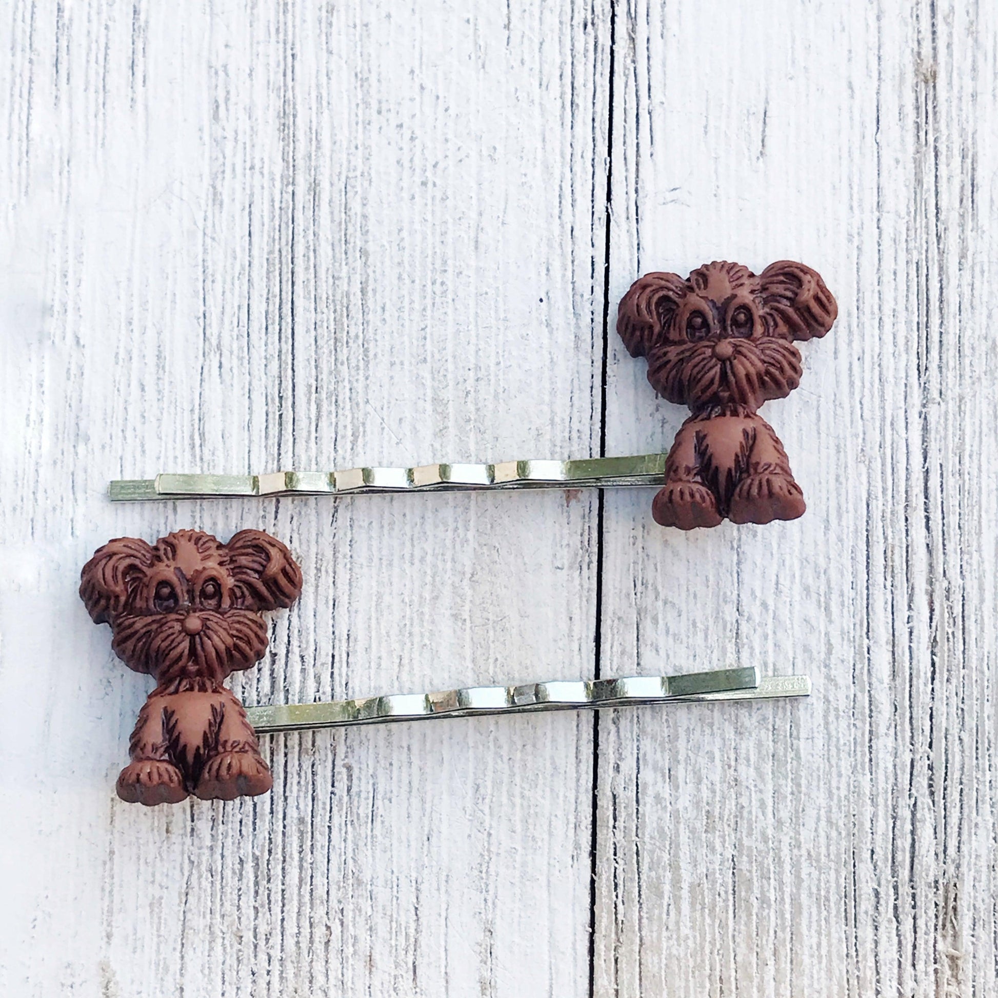 Brown Dog Hair Pins: Charming Accessories for Dog Lovers