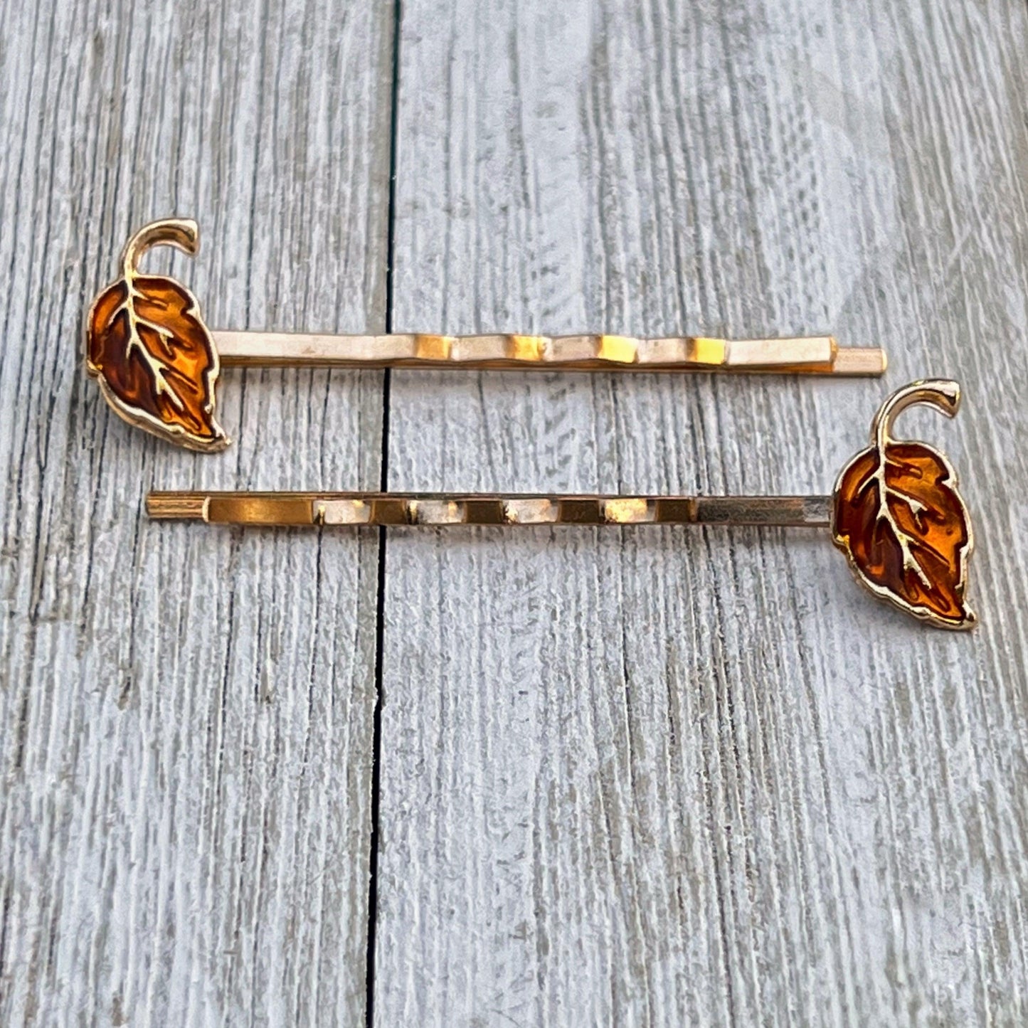 Orange Enamel Leaf Hair Pins -Colorful & Stylish Accessories￼