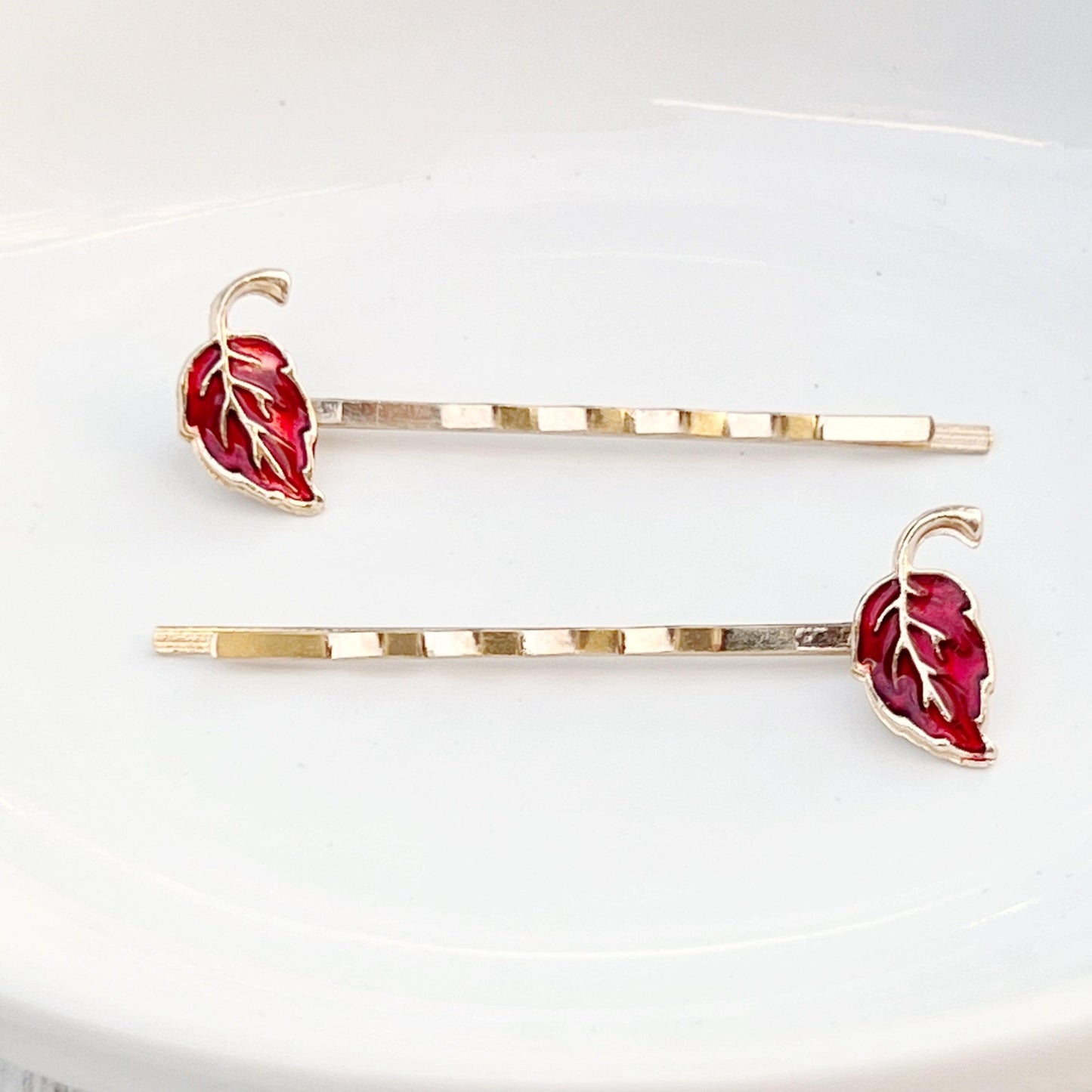 Red Enamel Leaf Hair Pins - Colorful & Stylish Accessories