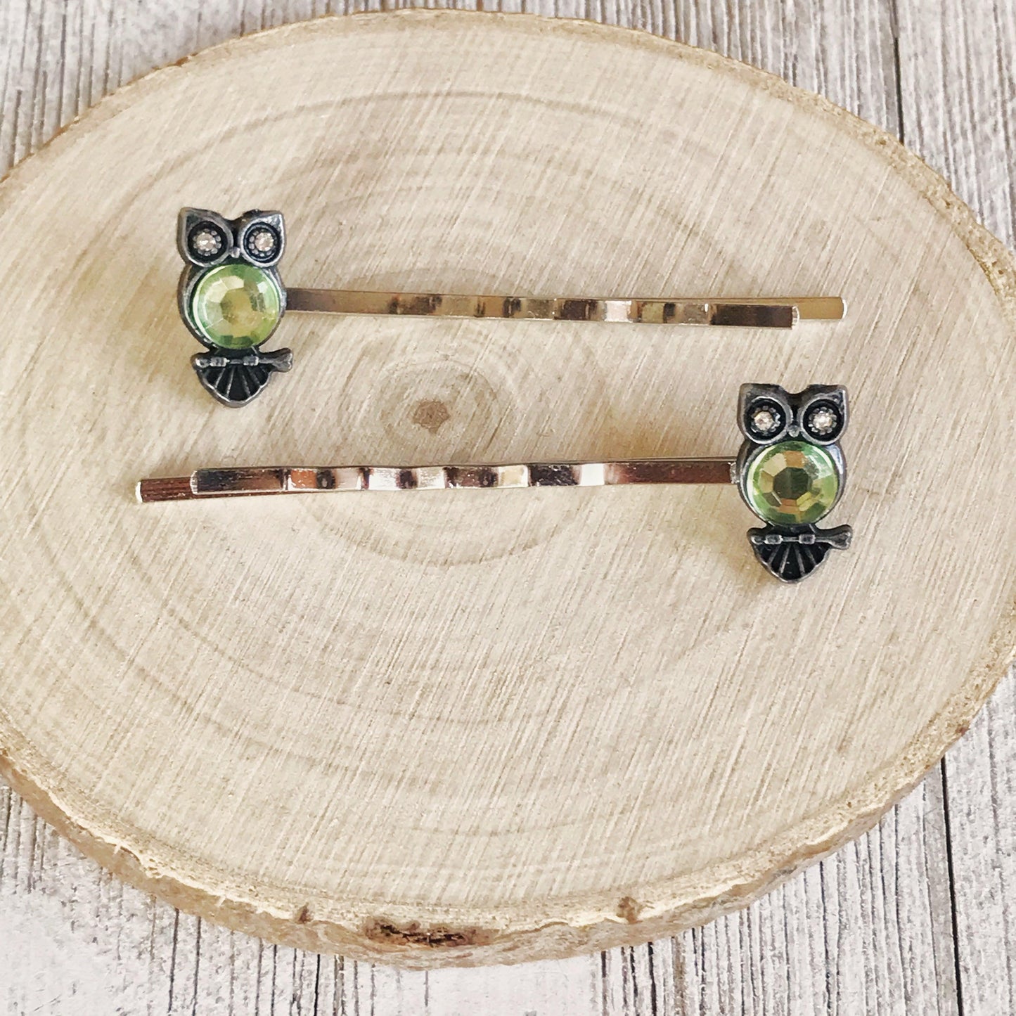 Light Green Rhinestone Owl Bobby Pins: Sparkling Owl Accents for Unique Hairstyles