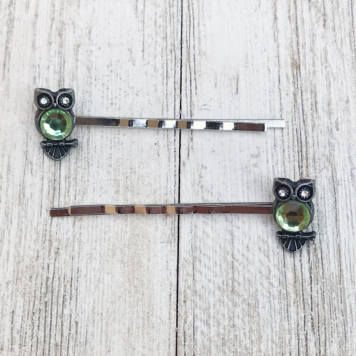 Light Green Rhinestone Owl Bobby Pins: Sparkling Owl Accents for Unique Hairstyles