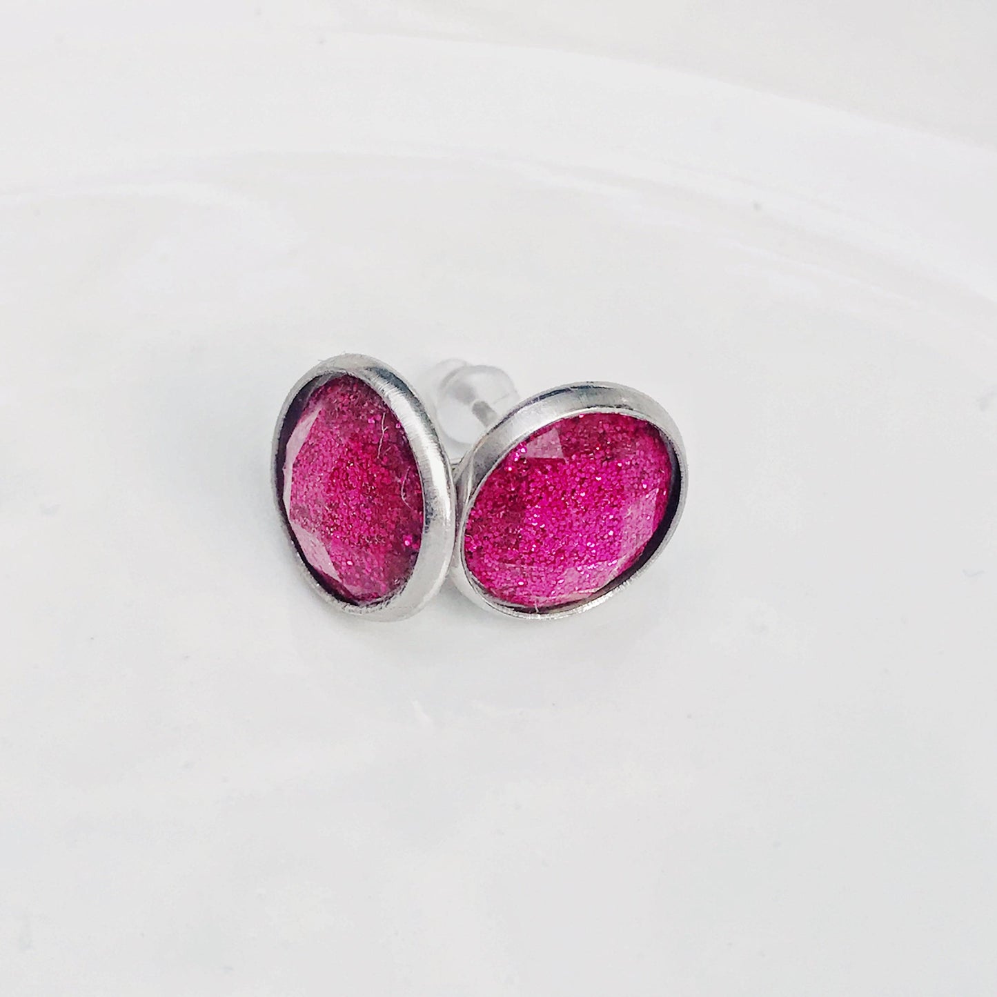 Pink Glitter Acrylic Stud Earrings: Shimmering Accessories for Stylish Statements