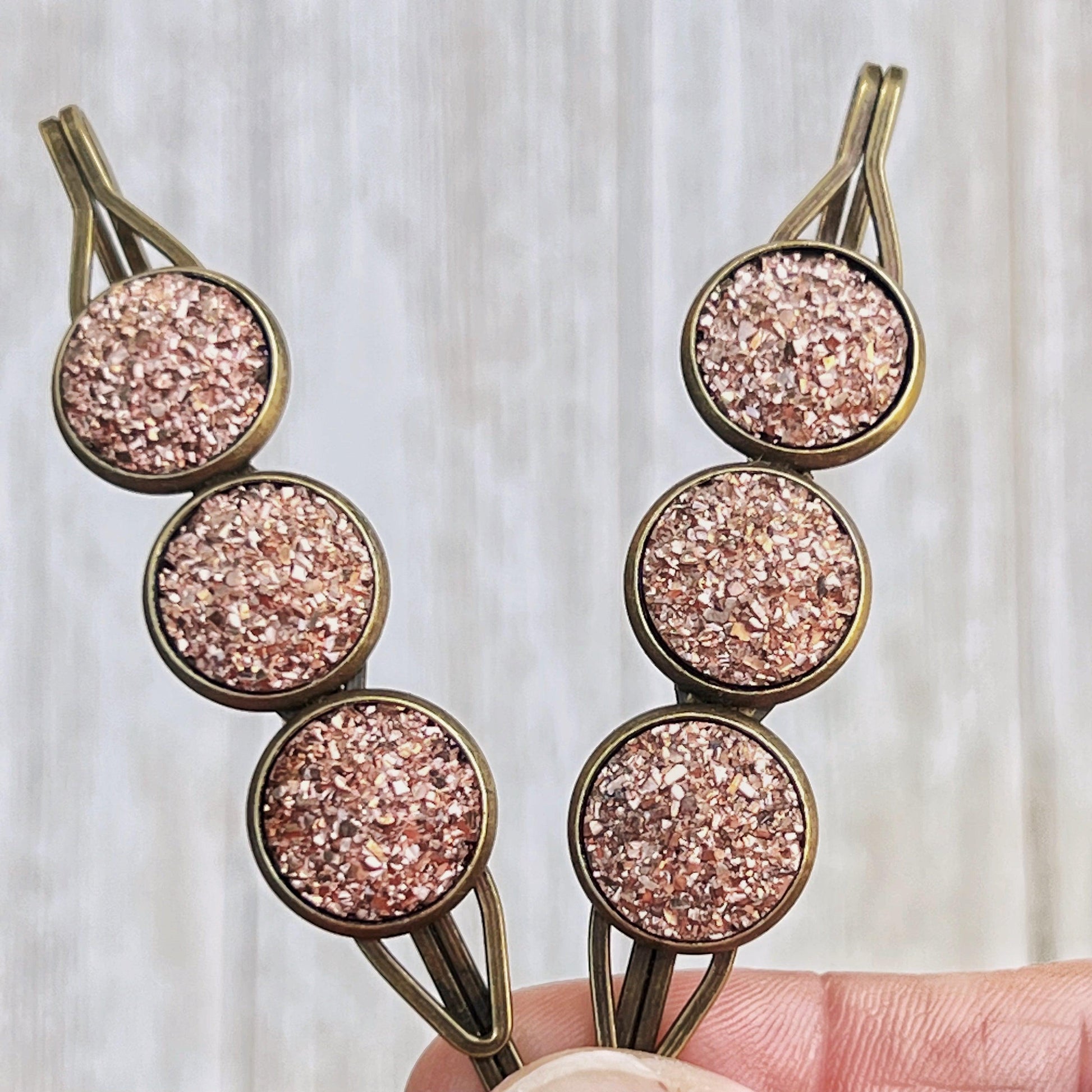 Rose Gold Druzy Hair Pins: Elegant Accessories for Glamorous Hairstyles