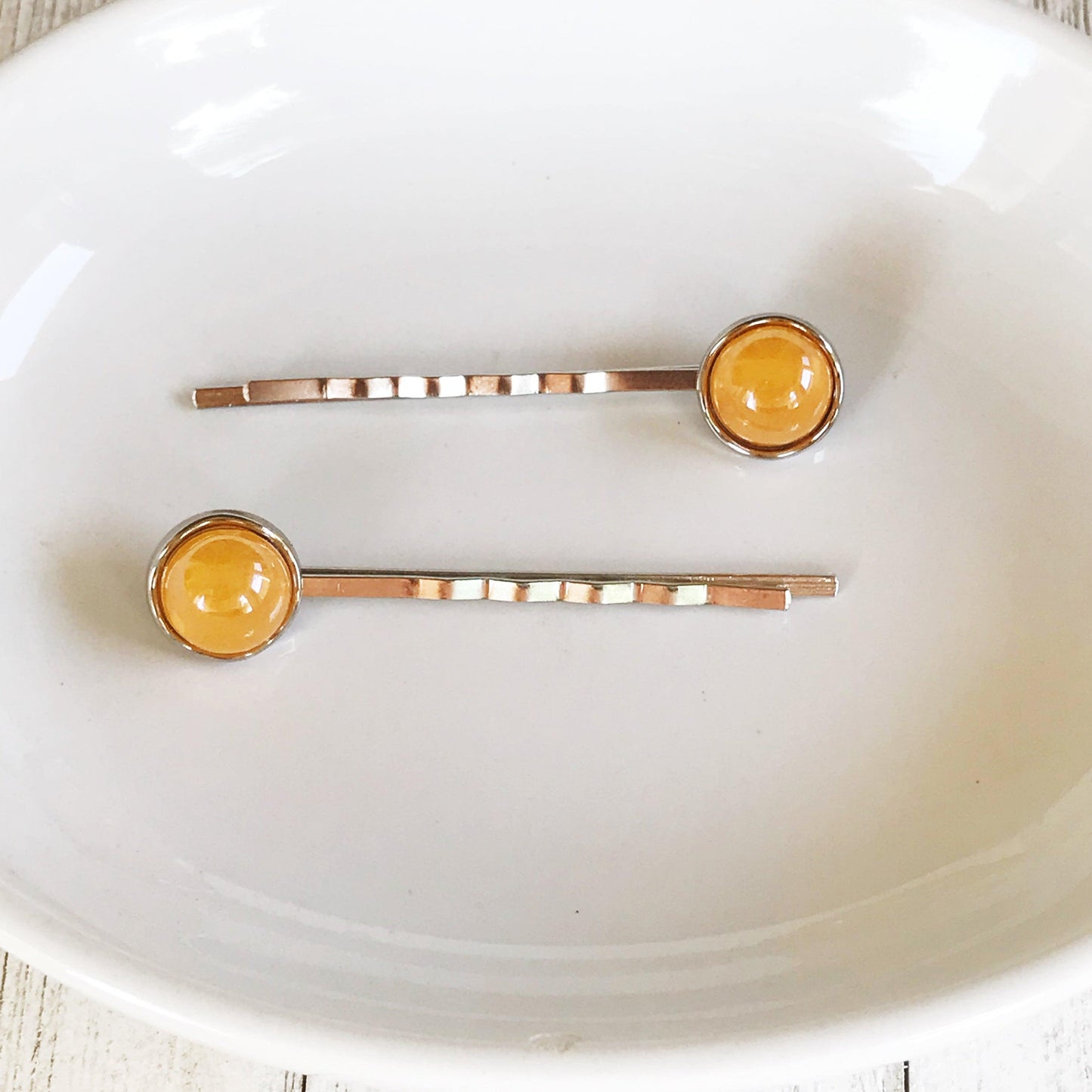 Round Orange Hair Pin