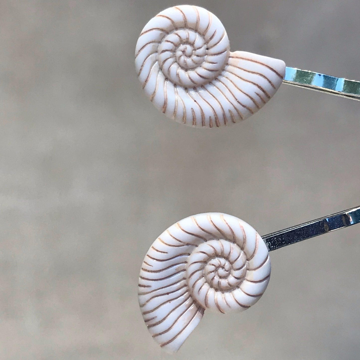 Sea Shell Bobby Pins, Sea Shell Hair Clip, Beach Lover Hair Accessories, Womens Hair Pins, Beach Wedding Hair Barrettes, Womans Hair Slides