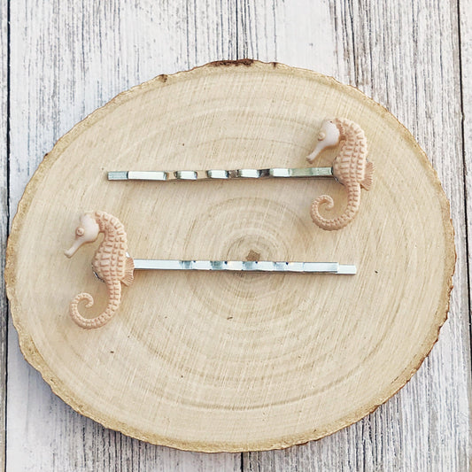 Seahorse Hair Pins, Sea Shell Barrettes, Wedding Hair Accessories, Shell Hair Clips, Womens Bobby Pins, Beach Lover Gifts, Starfish Jewelry