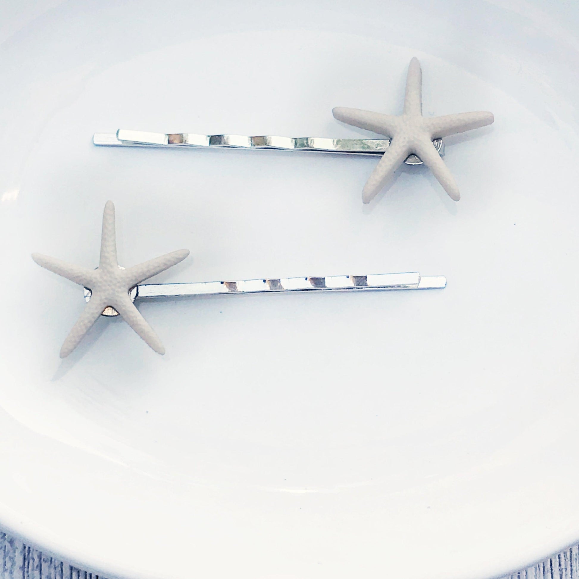 Starfish Hair Pins, Sea Shell Barrettes, Beach Wedding Hair Clips, Starfish Barrette, Beach Lover Gifts, Starfish Jewelry, Womens Bobby Pins