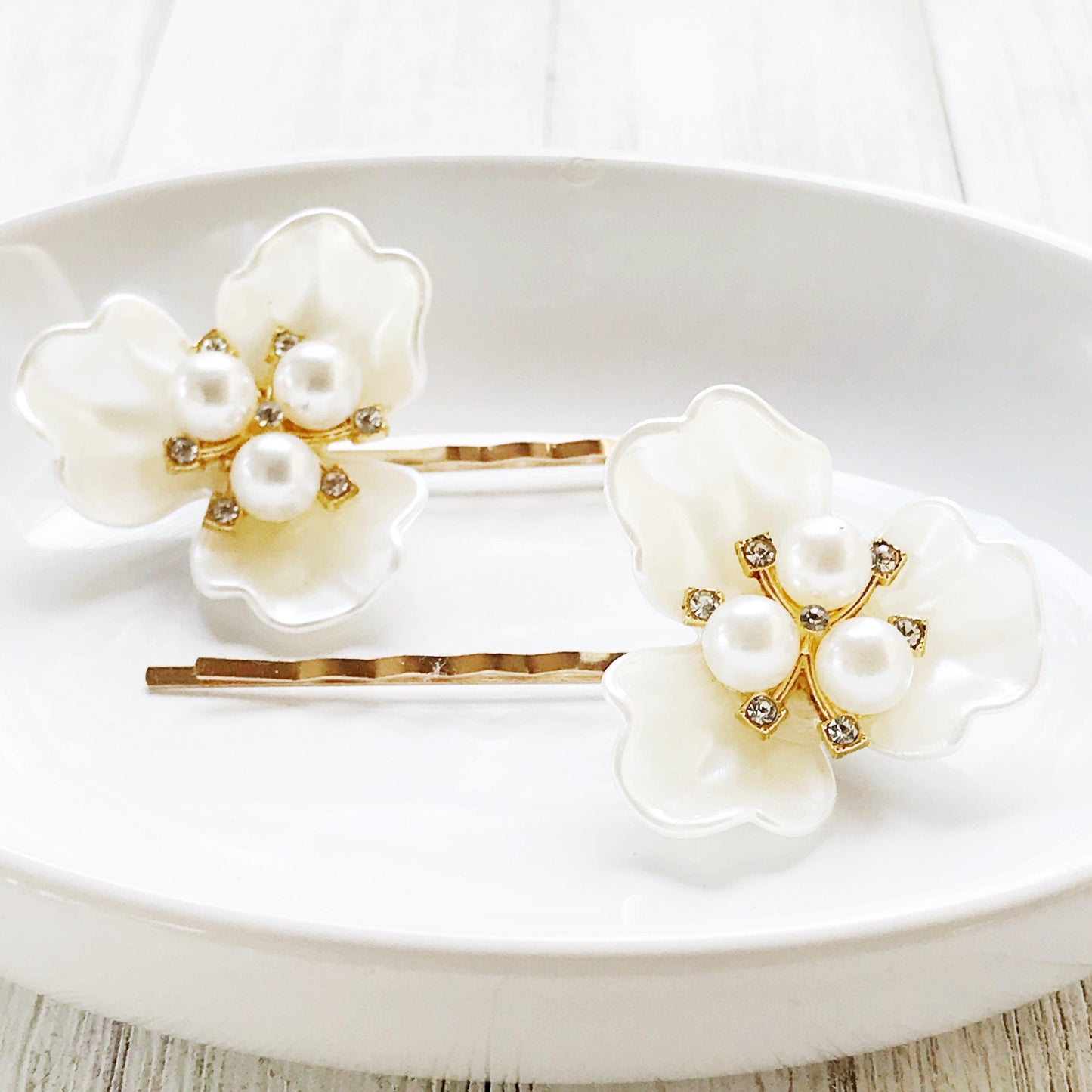 White Floral Pearl Hair Pin Set Women Bridal Hair Accessories Flower Bobby Pins