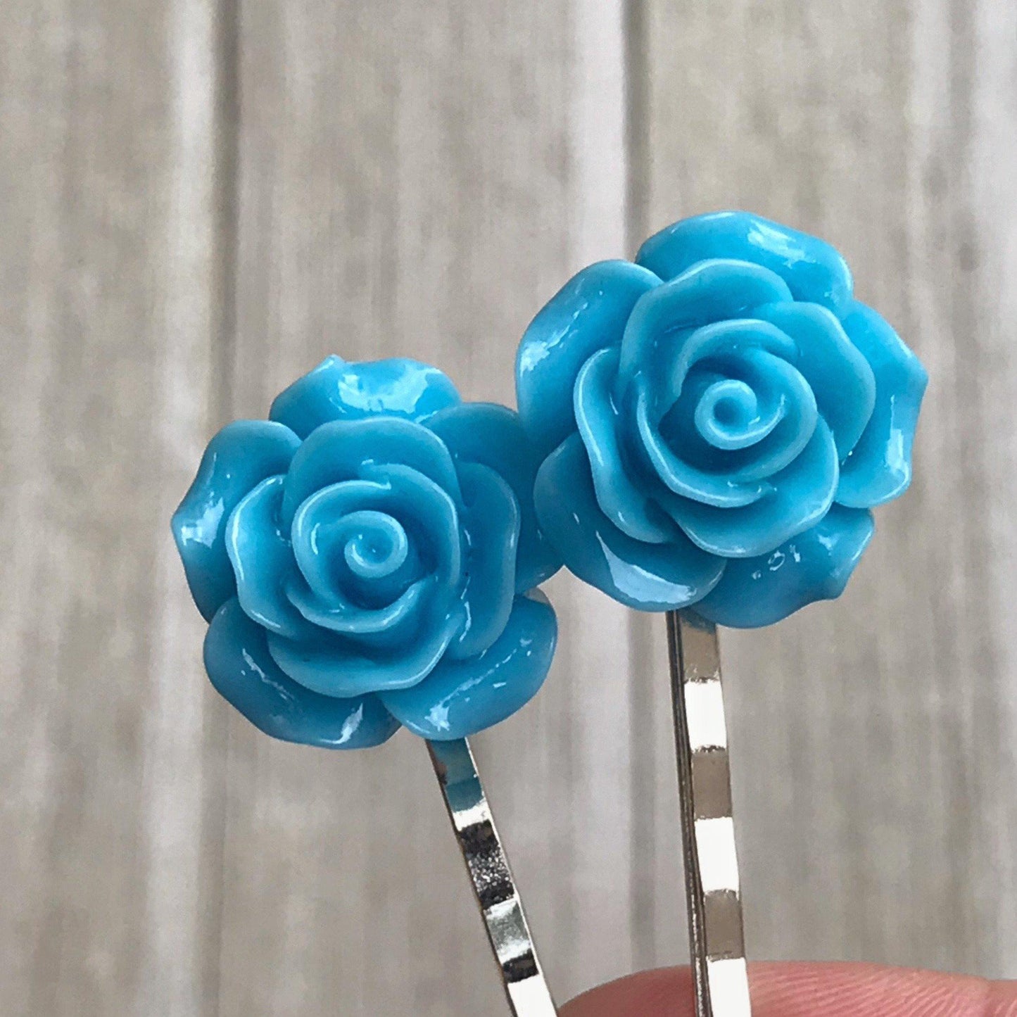 Blue Flower Hair Pin - Elegant Bridal Hair Jewelry | Beautiful Flower Bobby Pin for Wedding Hair Accessories