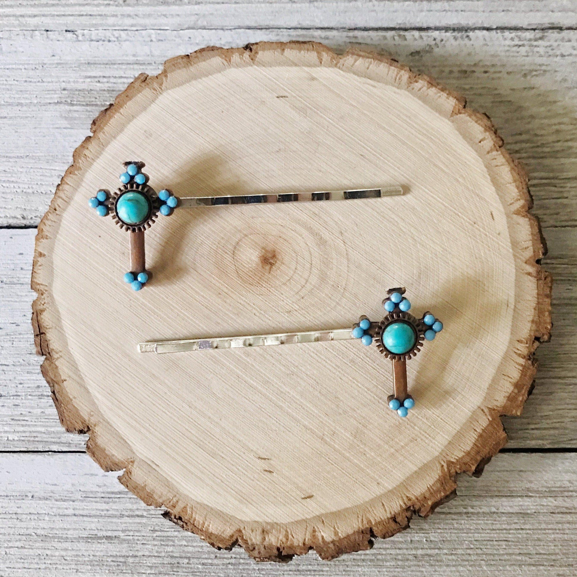 Boho Turquoise Cross Hair Pins: Chic and Stylish Accessories