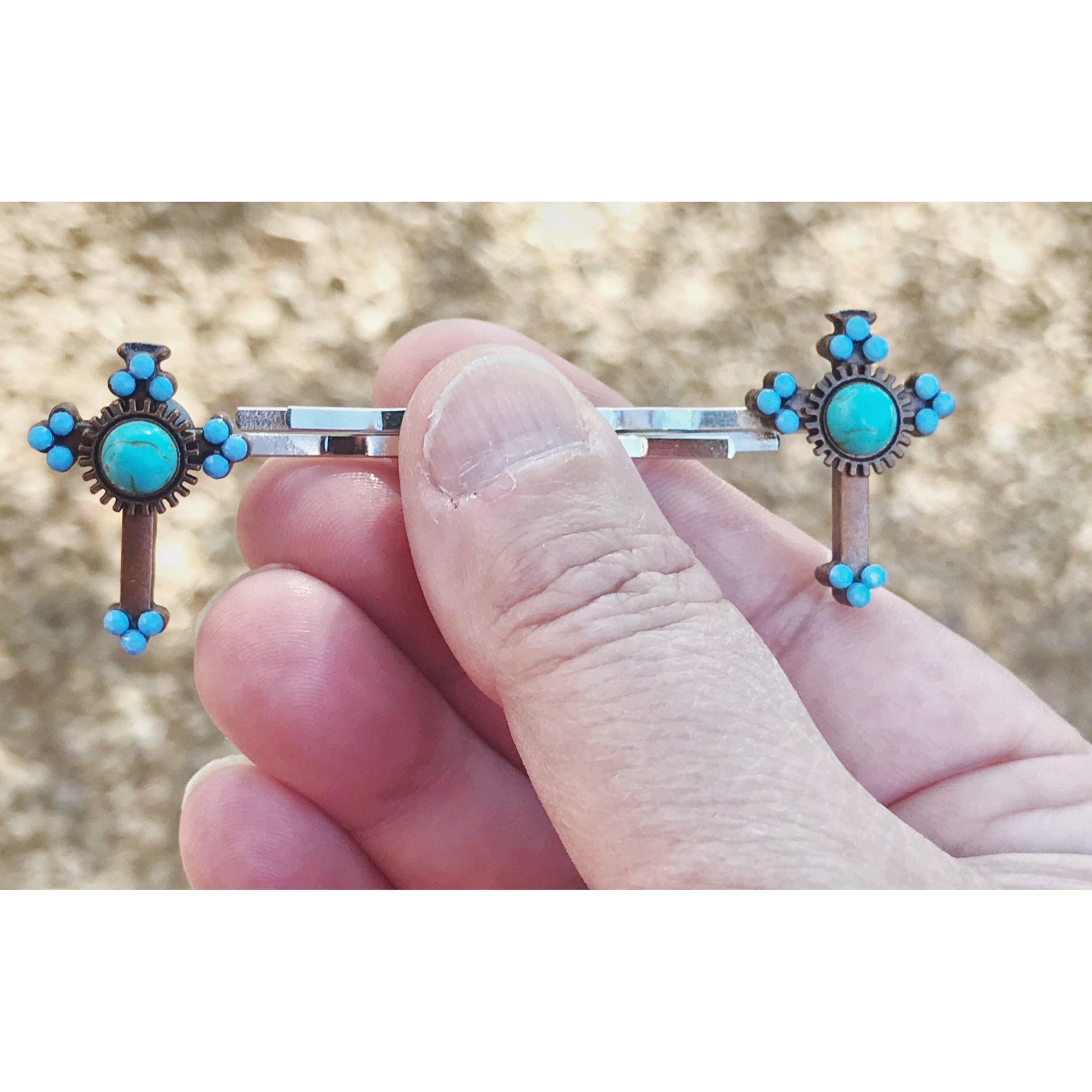 Boho Turquoise Cross Hair Pins: Chic and Stylish Accessories