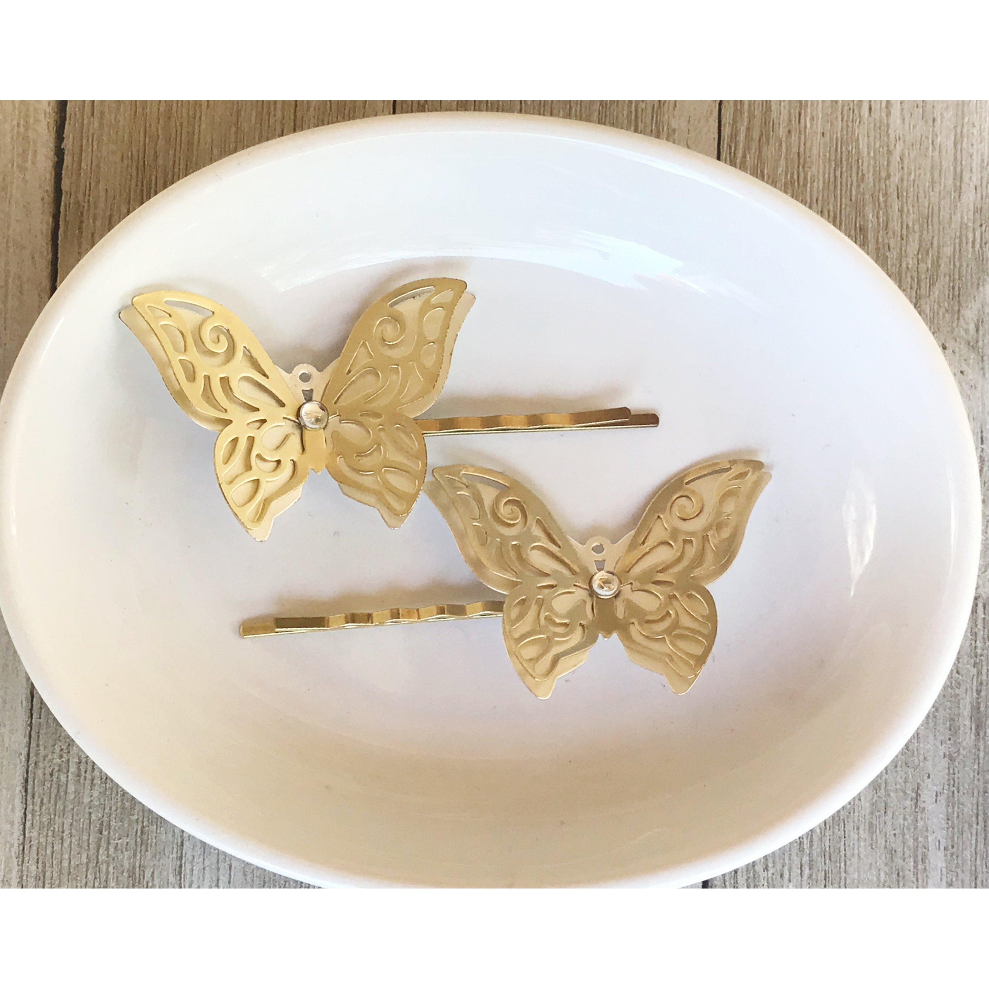 Gold & Silver Filigree Butterfly Hair Pins - Elegant Accessories for Stylish Hairdos