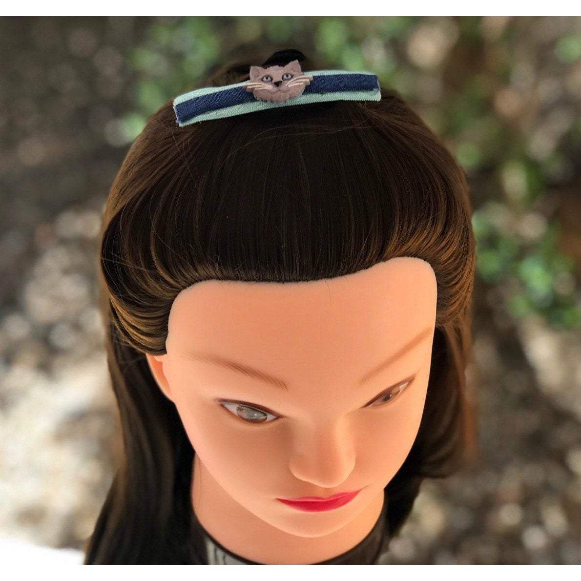 Gray Cat with Blue Hair Clip - Adorable Feline-Inspired Accessory