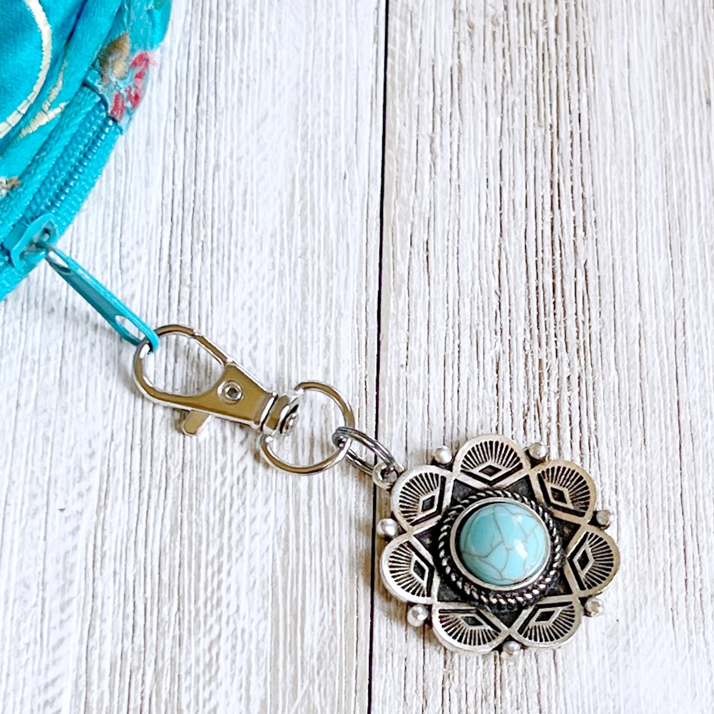 Western Turquoise Zipper Pull Handbag Charm