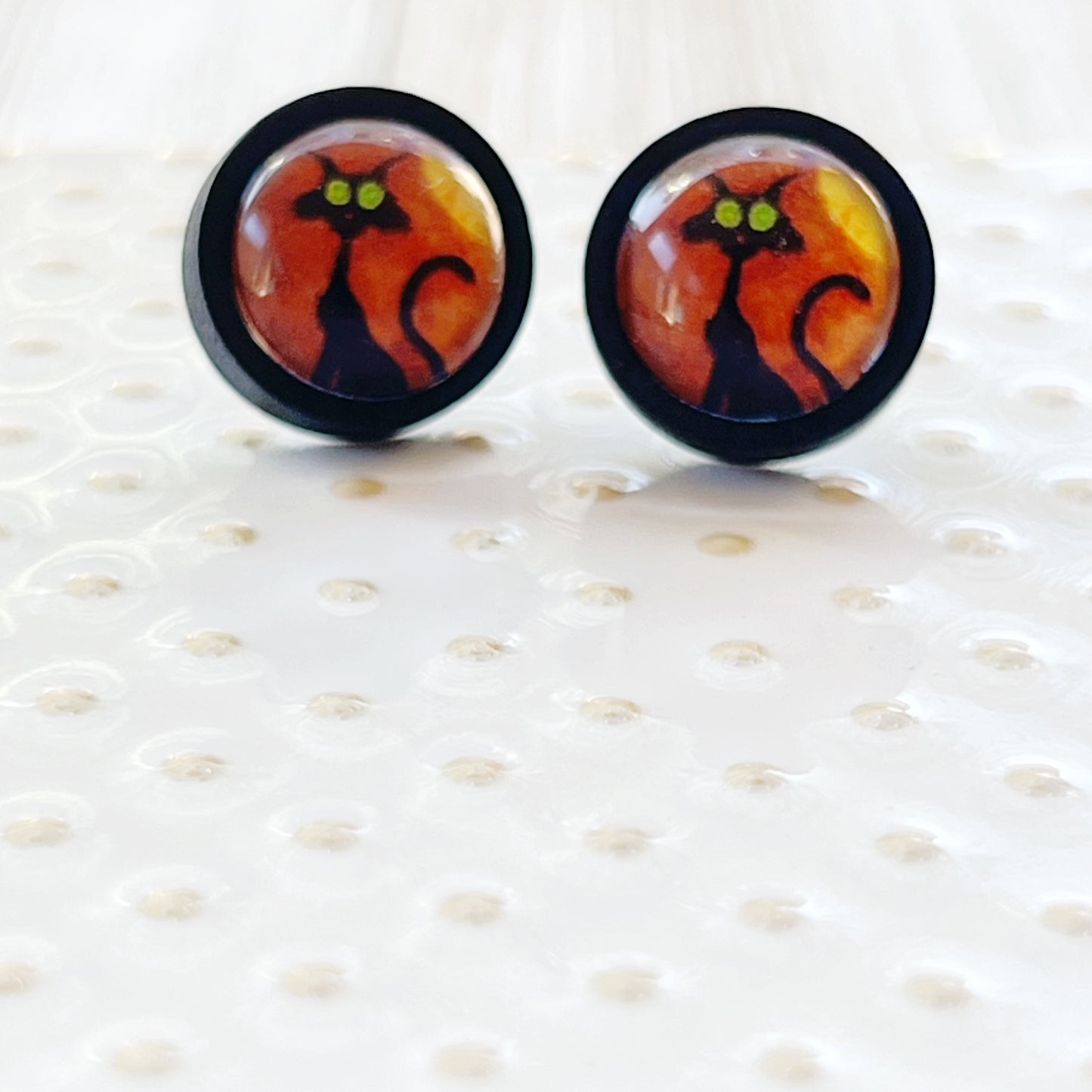 Black Cat Halloween Stainless Steel Black Wood Stud Earring - Spooky and Stylish Accessory